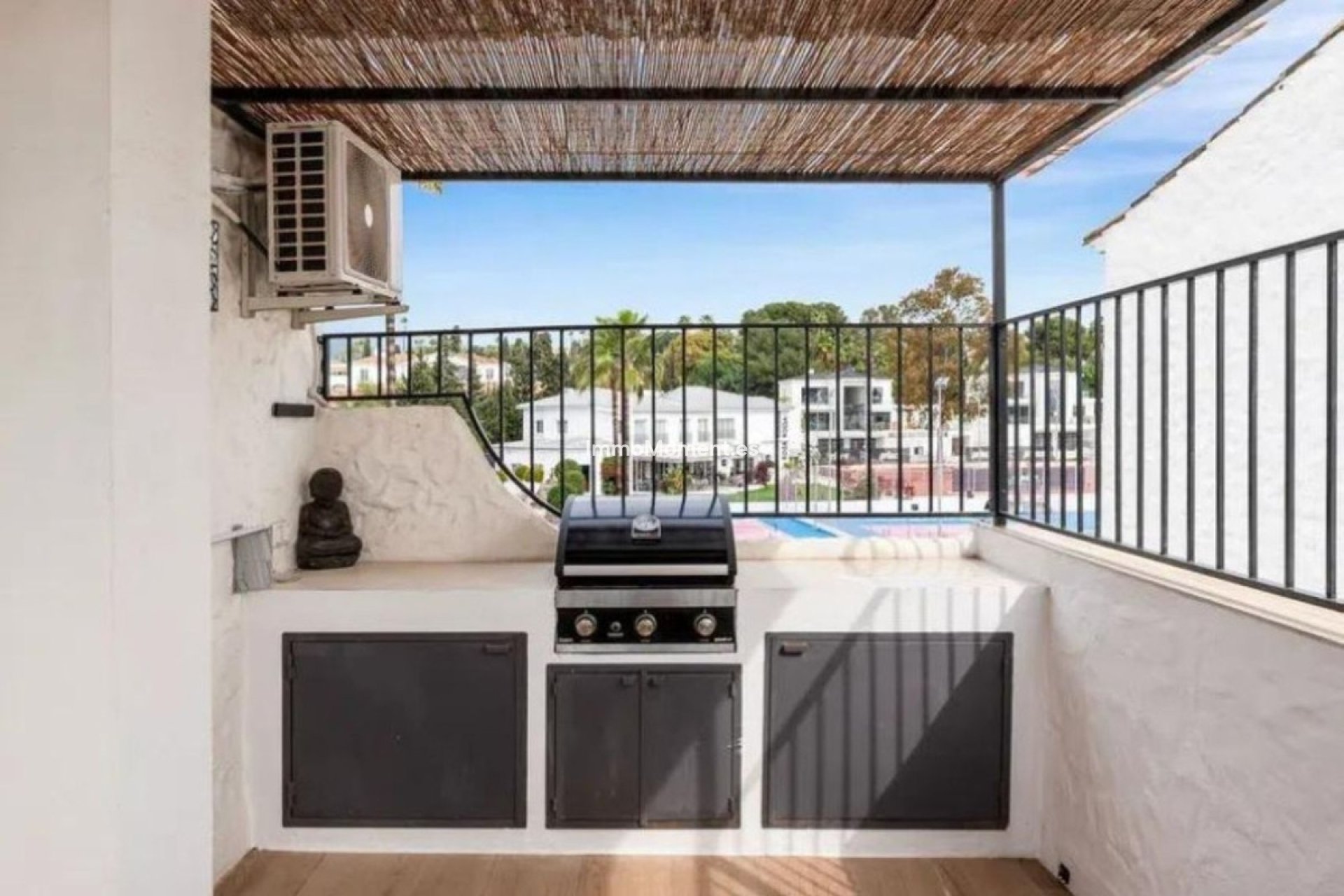 Wiederverkauf - Wohnung - Estepona  - Benamara