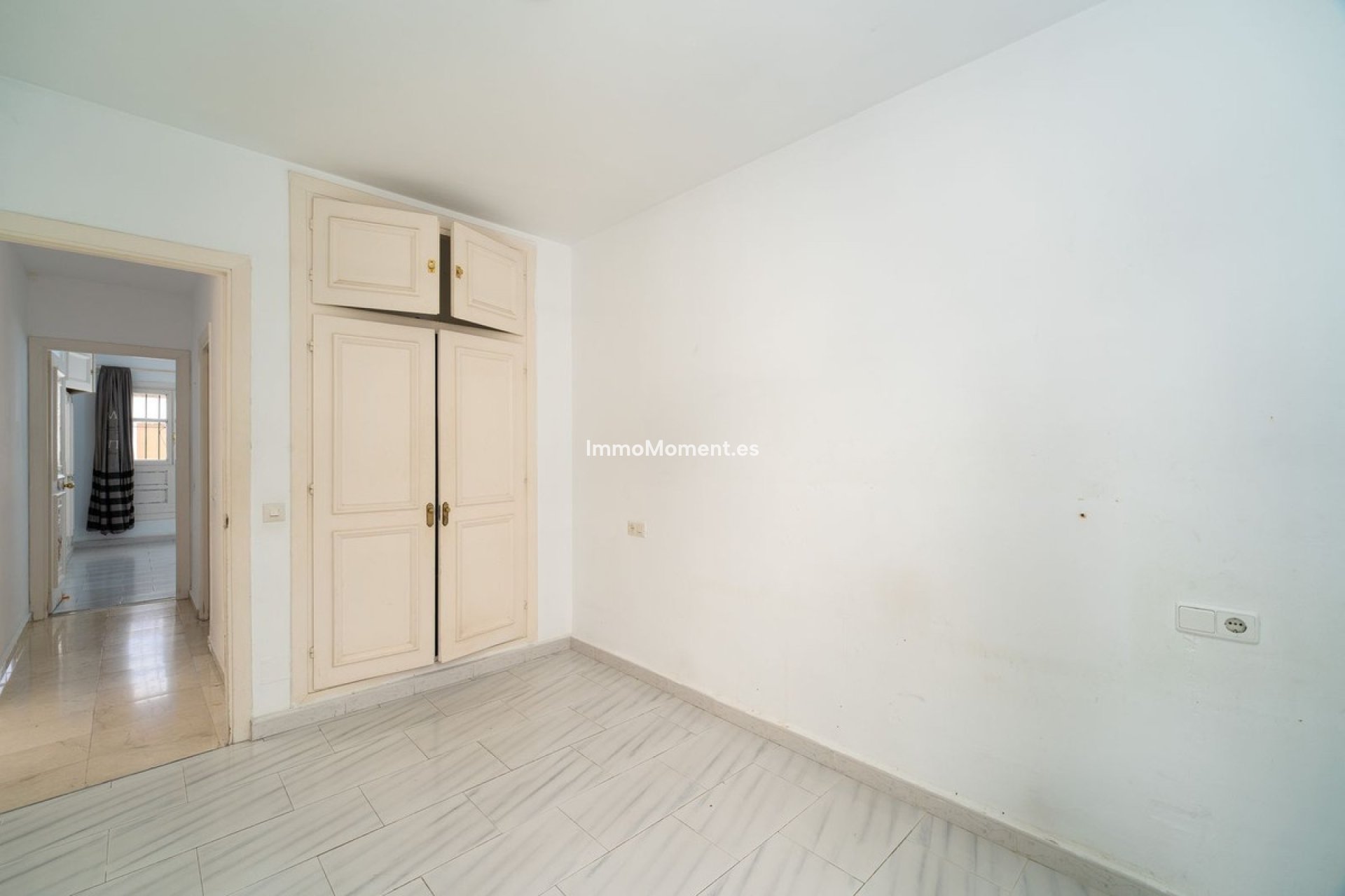 Wiederverkauf - Wohnung - Estepona  - Benamara