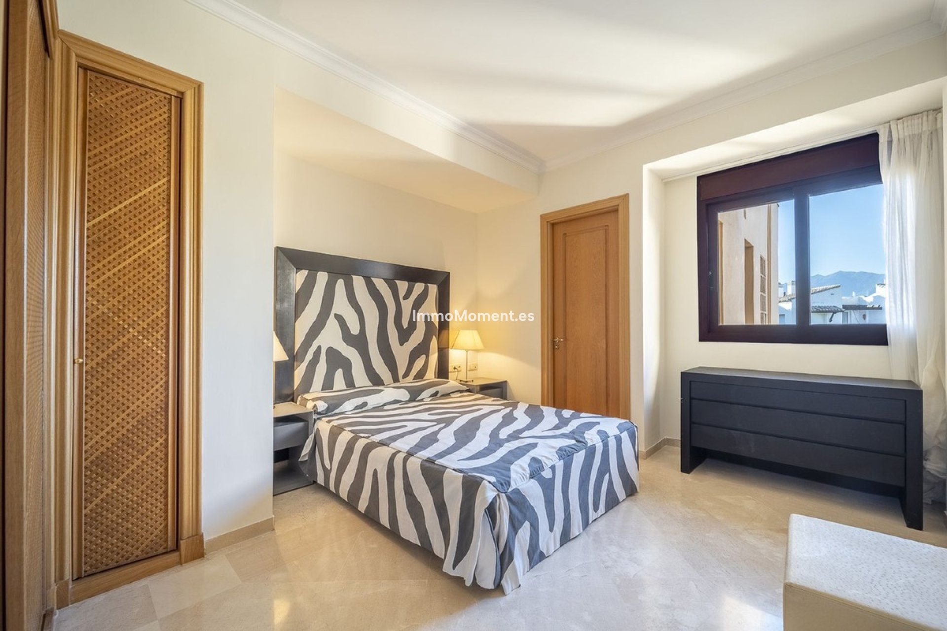 Wiederverkauf - Wohnung - Estepona  - Costalita