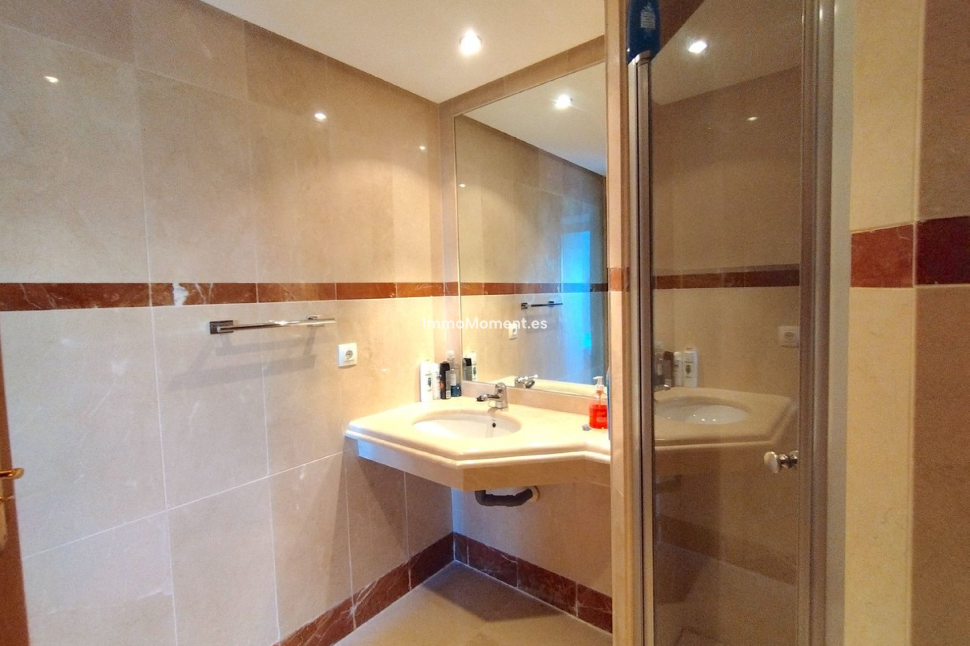 Wiederverkauf - Wohnung - Estepona  - Costalita