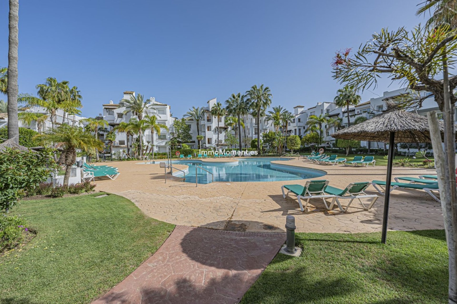 Wiederverkauf - Wohnung - Estepona  - Costalita