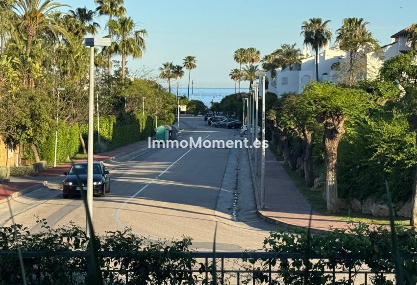 Wiederverkauf - Wohnung - Estepona  - Costalita