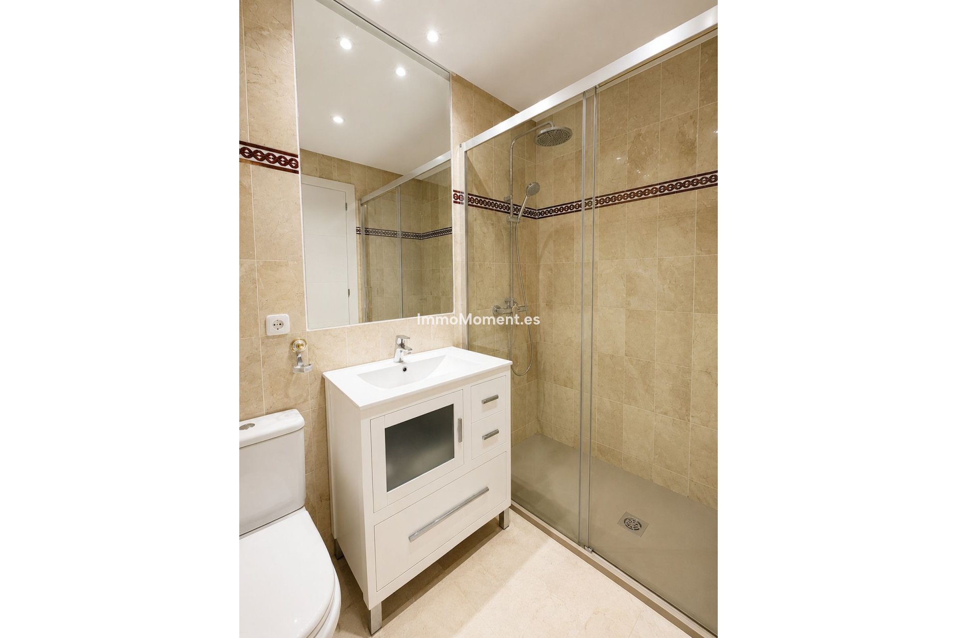 Wiederverkauf - Wohnung - Estepona  - Costalita