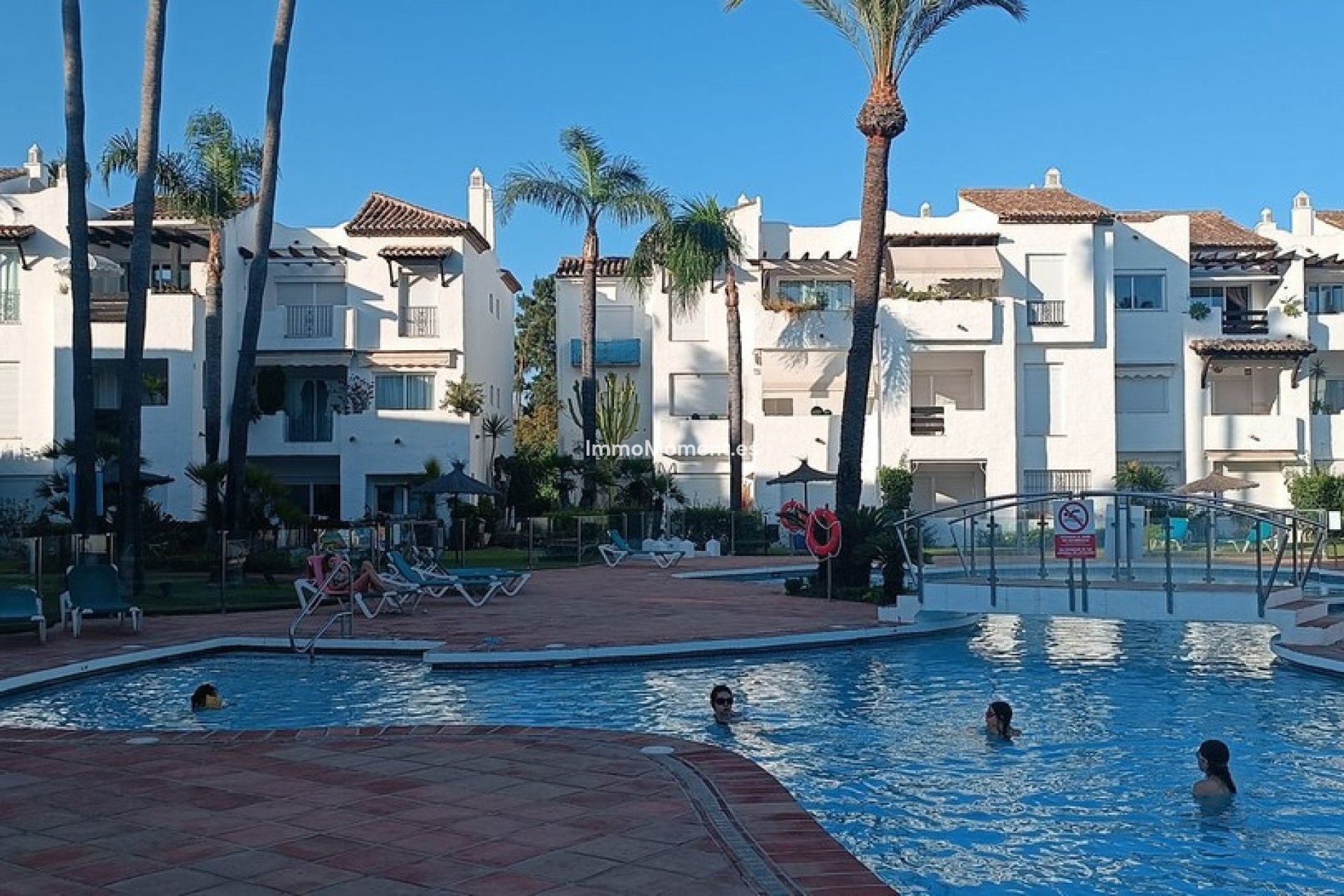 Wiederverkauf - Wohnung - Estepona  - Costalita