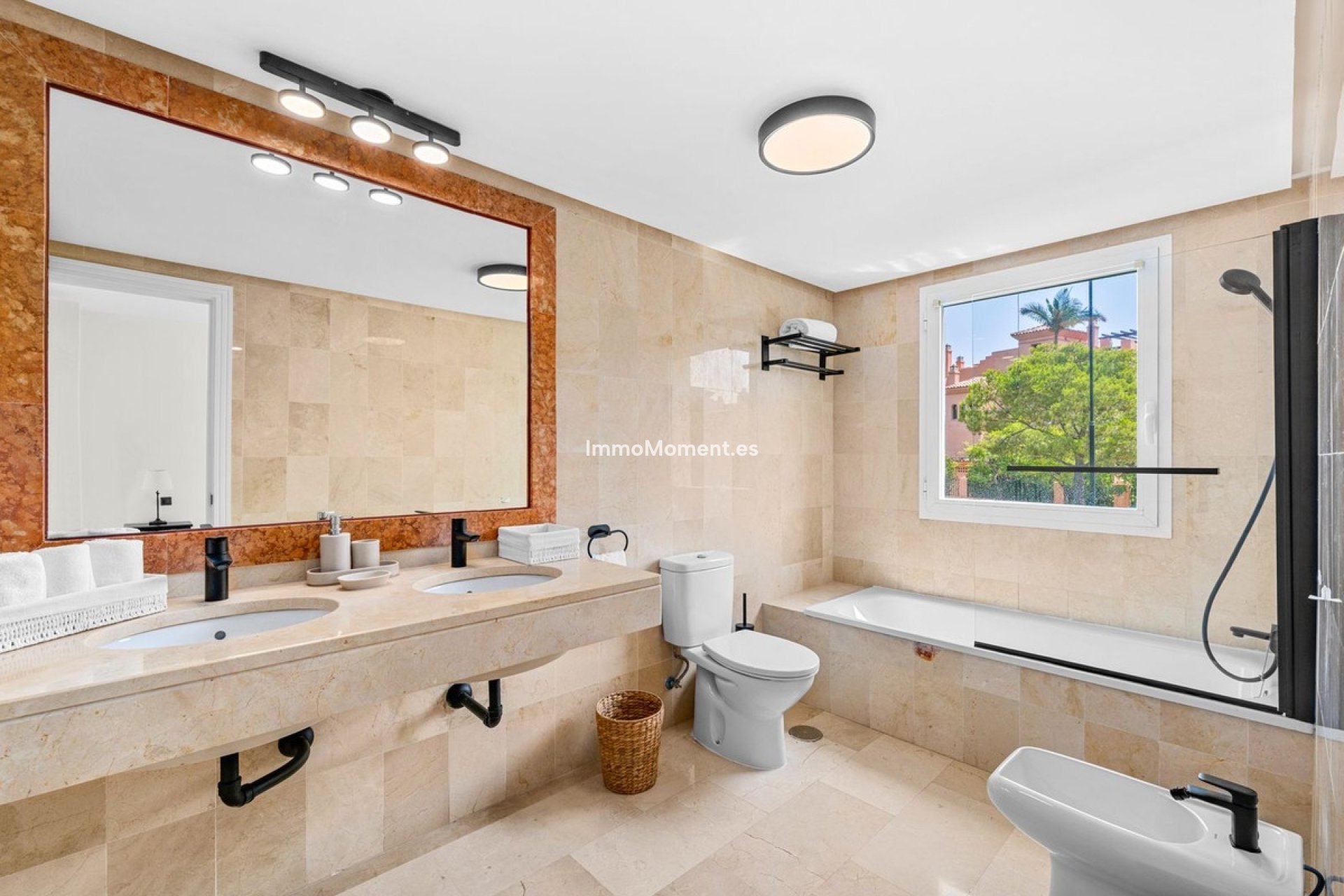 Wiederverkauf - Wohnung - Estepona  - El Presidente