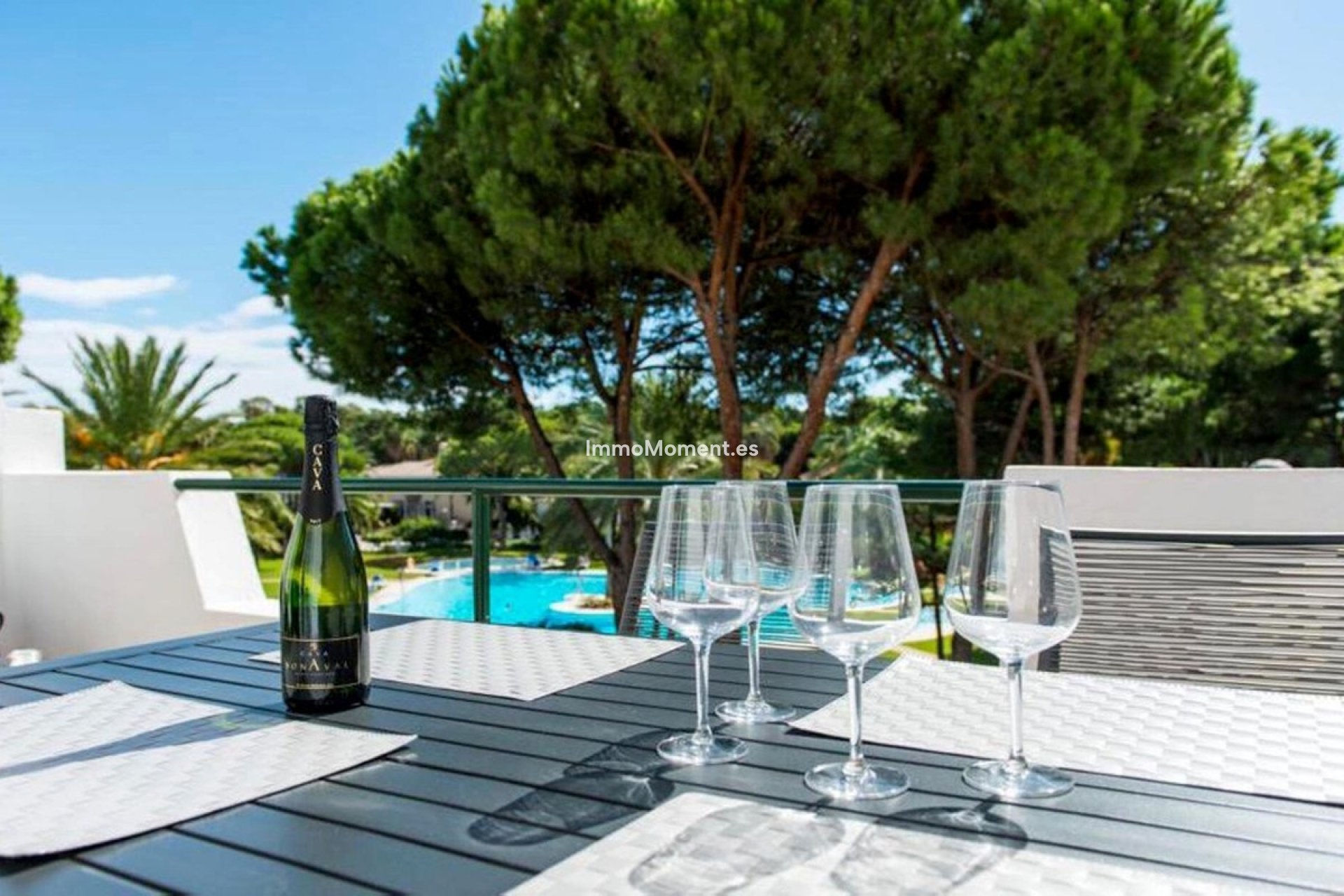 Wiederverkauf - Wohnung - Estepona  - El Presidente