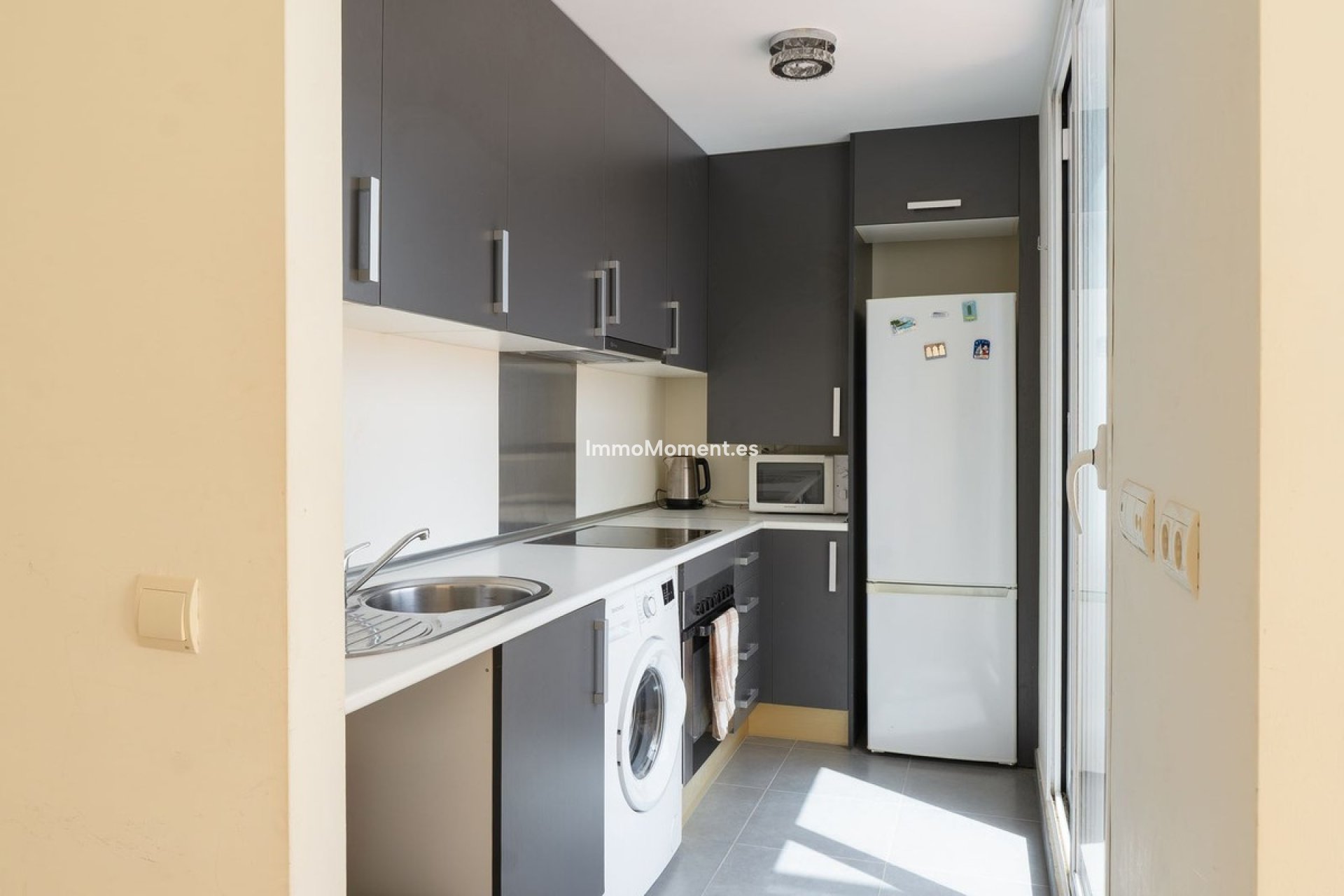 Wiederverkauf - Wohnung - Estepona  - Estepona Centro