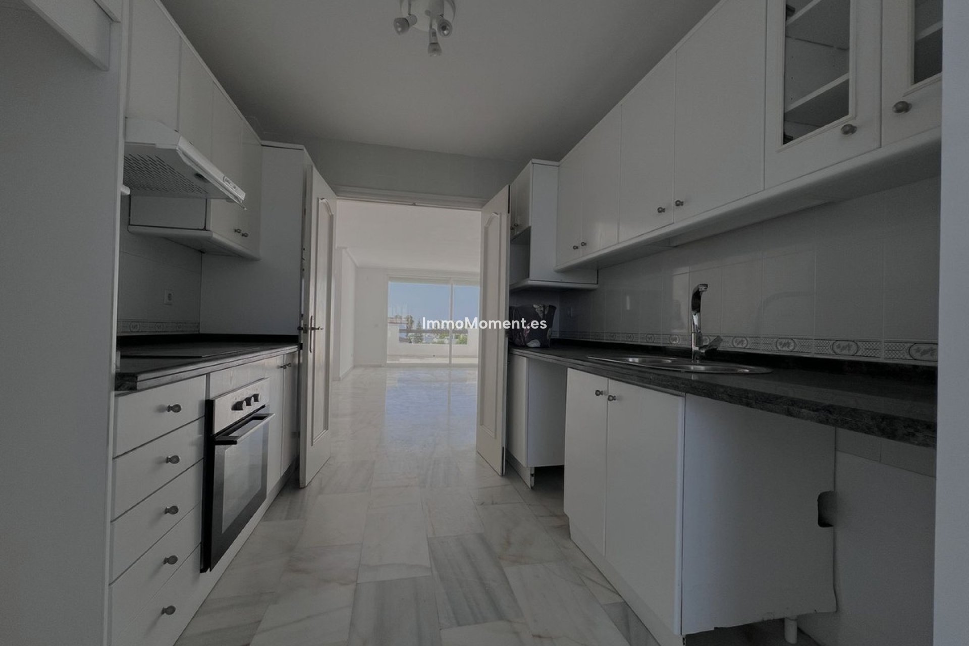 Wiederverkauf - Wohnung - Estepona  - Estepona Centro