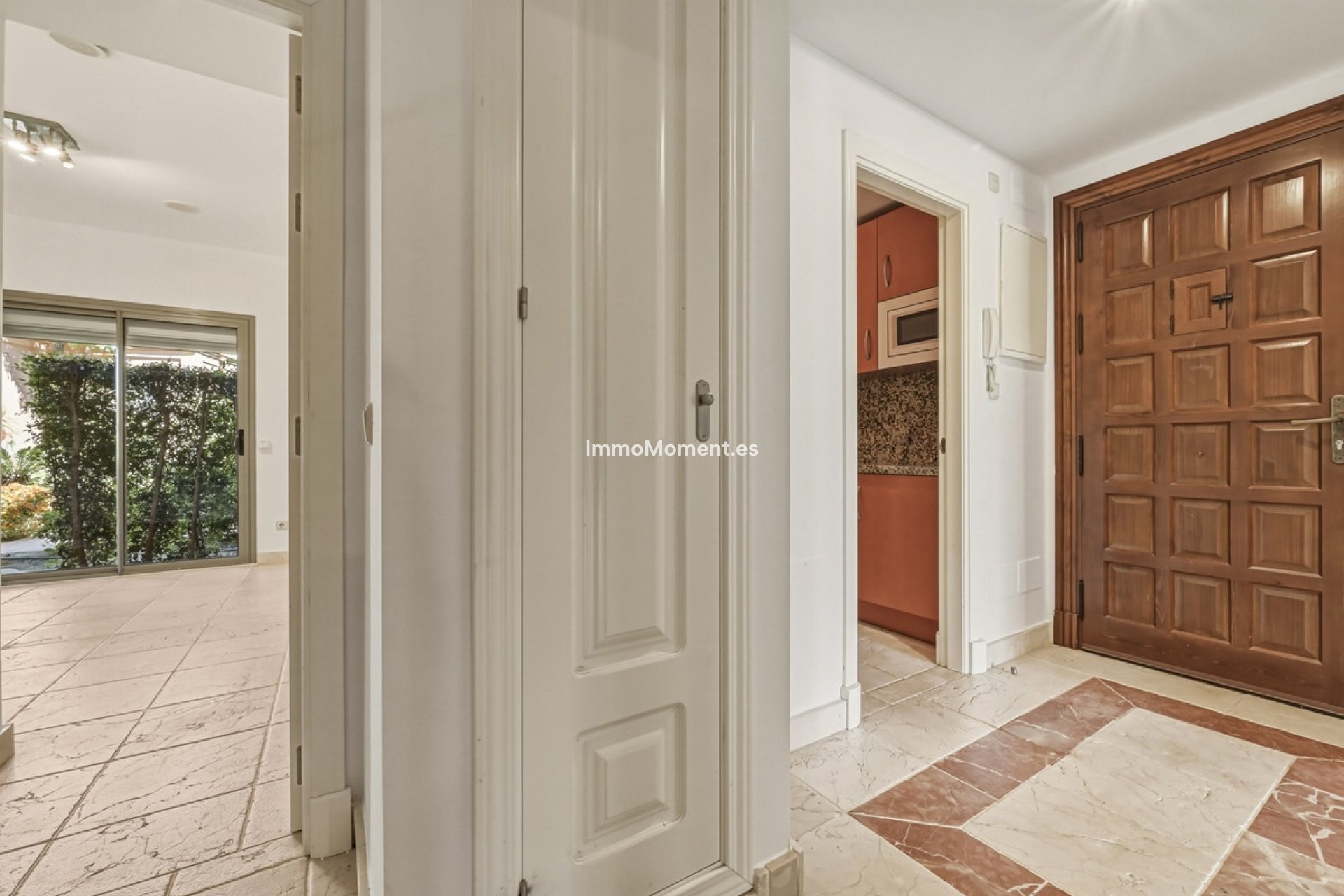 Wiederverkauf - Wohnung - Estepona  - Estepona Centro