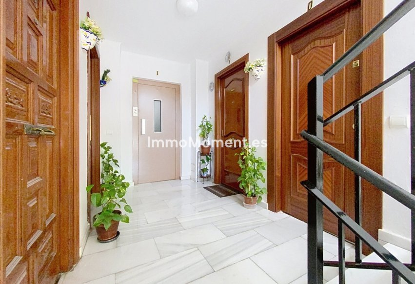 Wiederverkauf - Wohnung - Estepona  - Estepona Centro