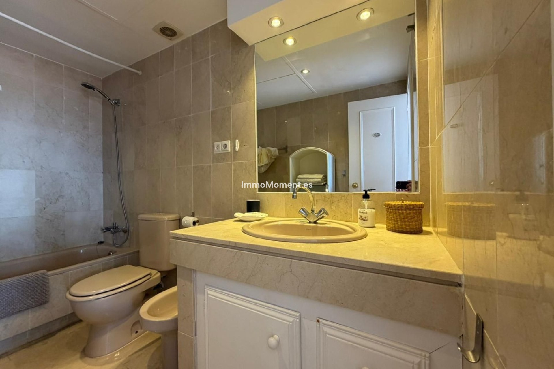 Wiederverkauf - Wohnung - Estepona  - Estepona Centro