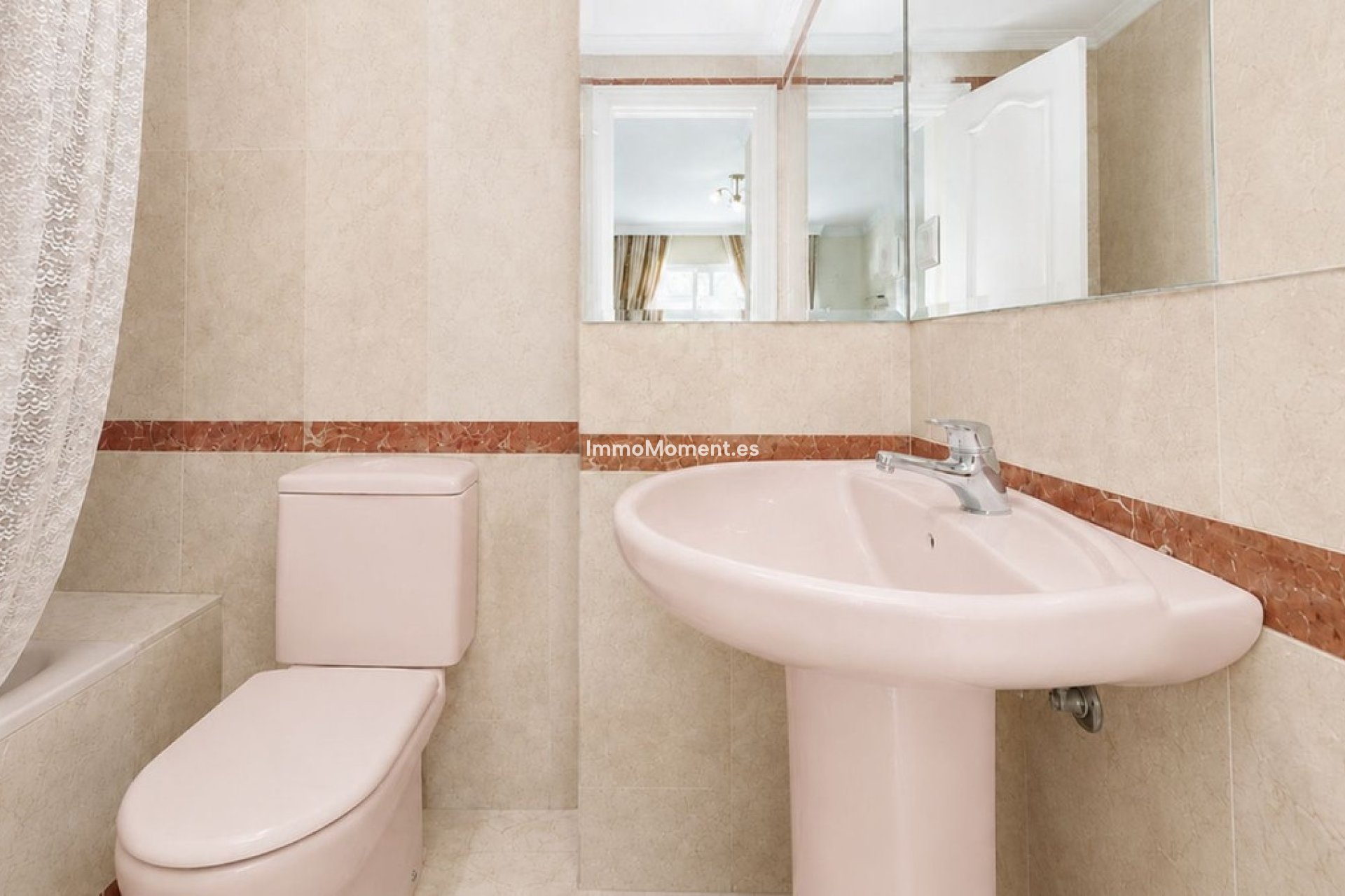 Wiederverkauf - Wohnung - Estepona  - Estepona Centro