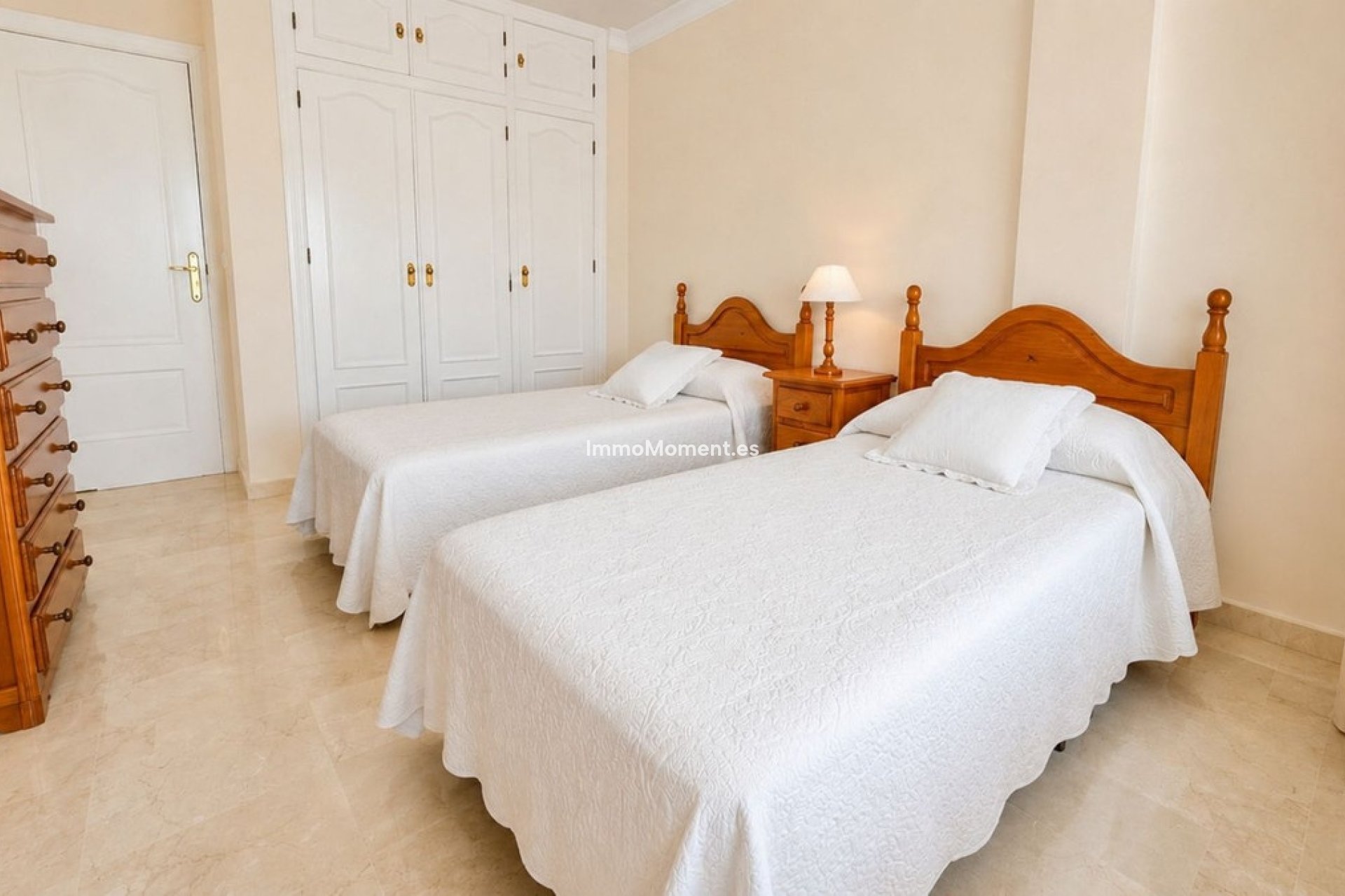 Wiederverkauf - Wohnung - Estepona  - Estepona Centro