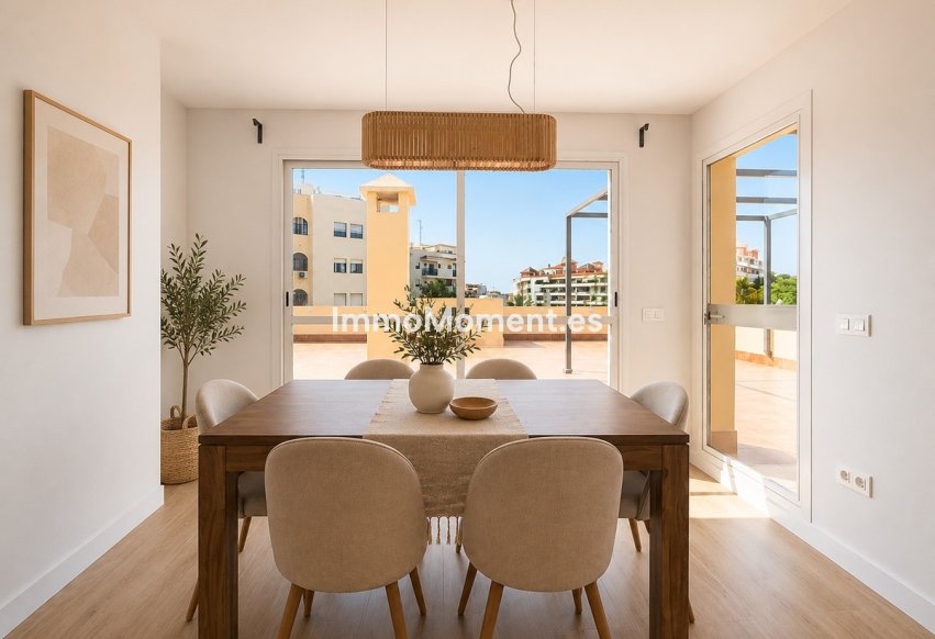 Wiederverkauf - Wohnung - Estepona  - Estepona Centro
