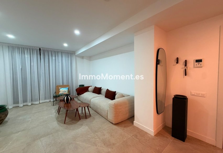 Wiederverkauf - Wohnung - Estepona  - Estepona Centro