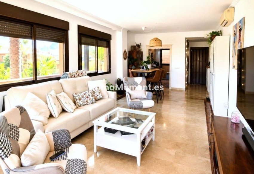 Wiederverkauf - Wohnung - Estepona  - Estepona Centro