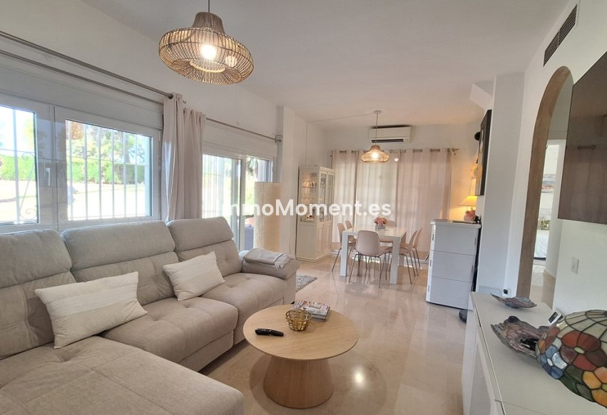 Wiederverkauf - Wohnung - Estepona  - Estepona Centro