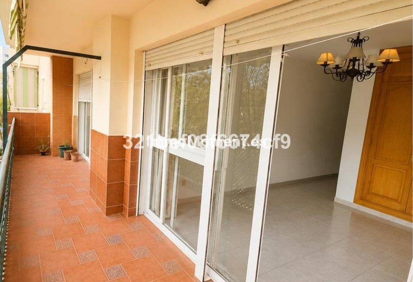 Wiederverkauf - Wohnung - Estepona  - Estepona Centro