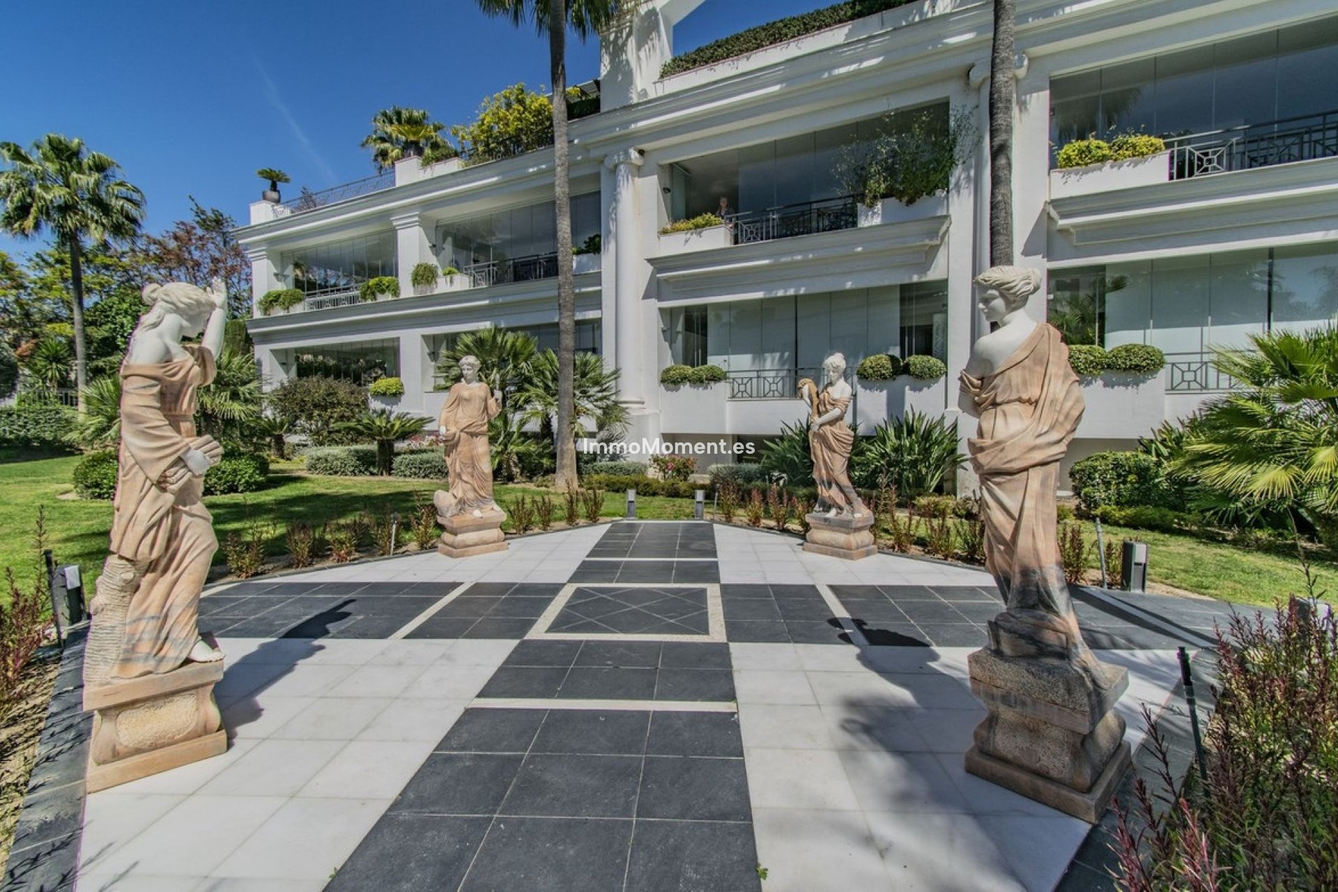 Wiederverkauf - Wohnung - Estepona  - Estepona Centro