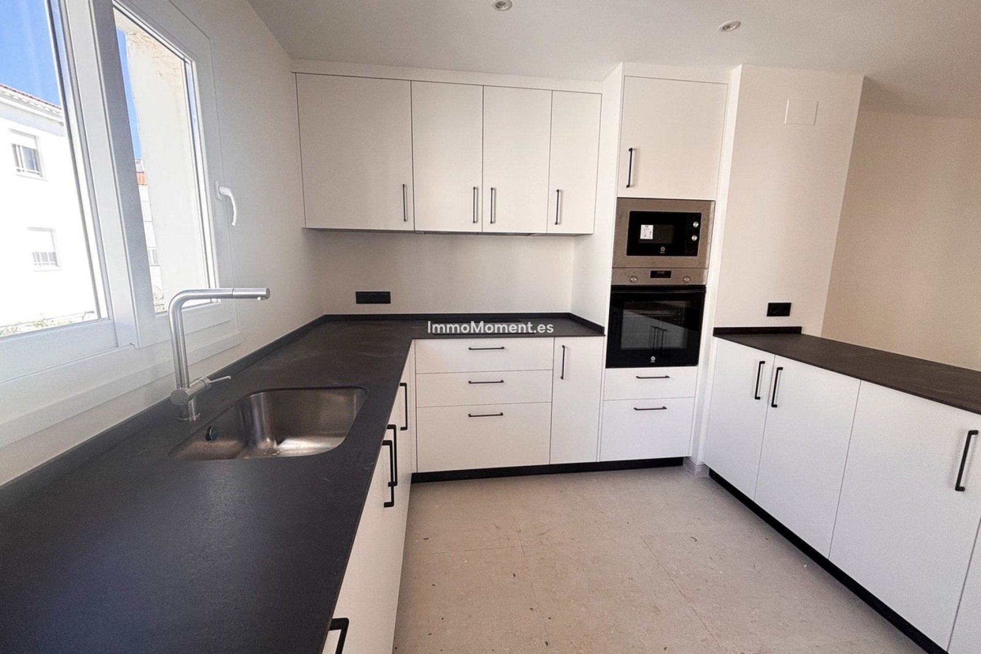 Wiederverkauf - Wohnung - Estepona  - Estepona Centro