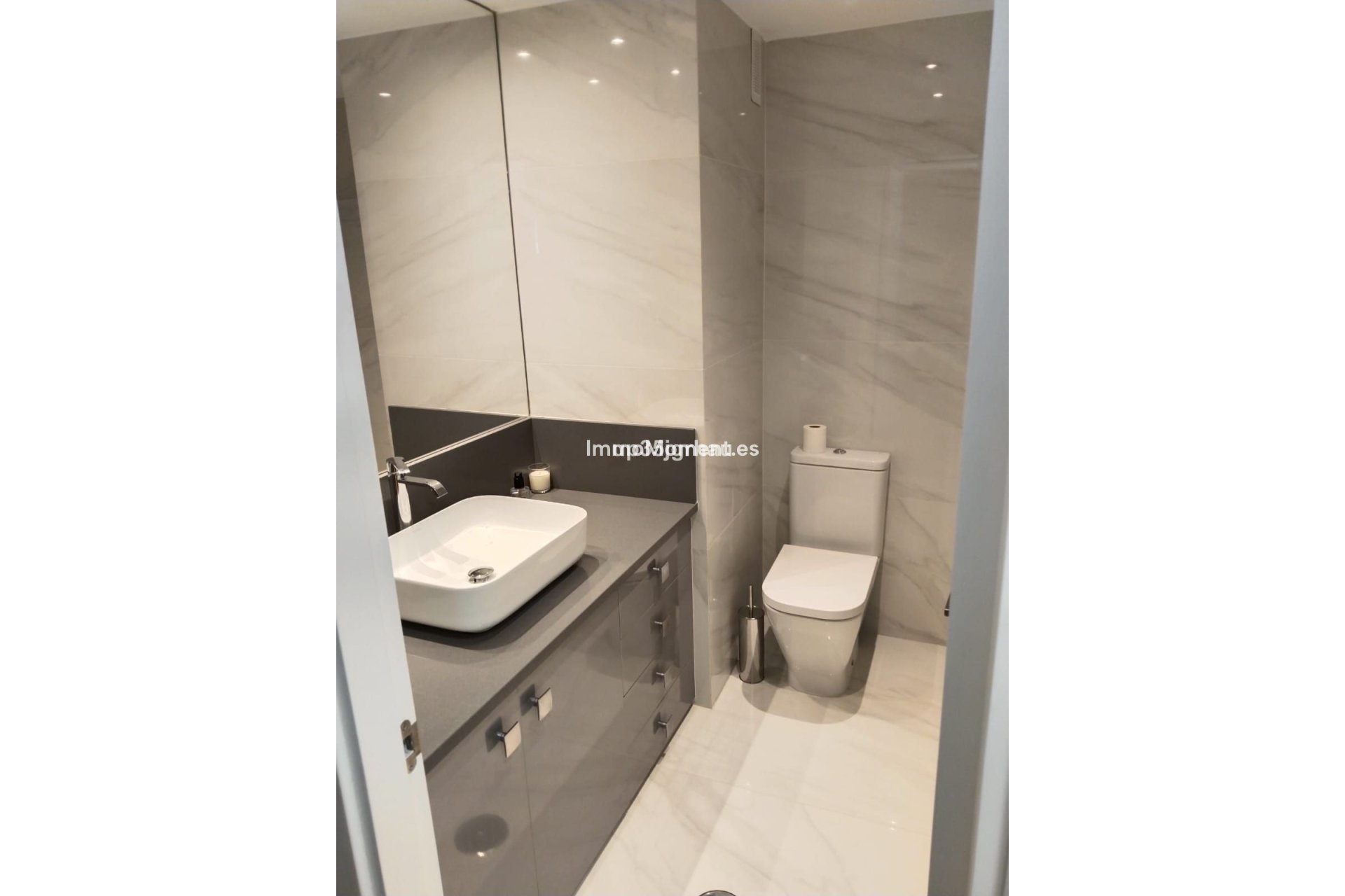 Wiederverkauf - Wohnung - Estepona  - Estepona Centro