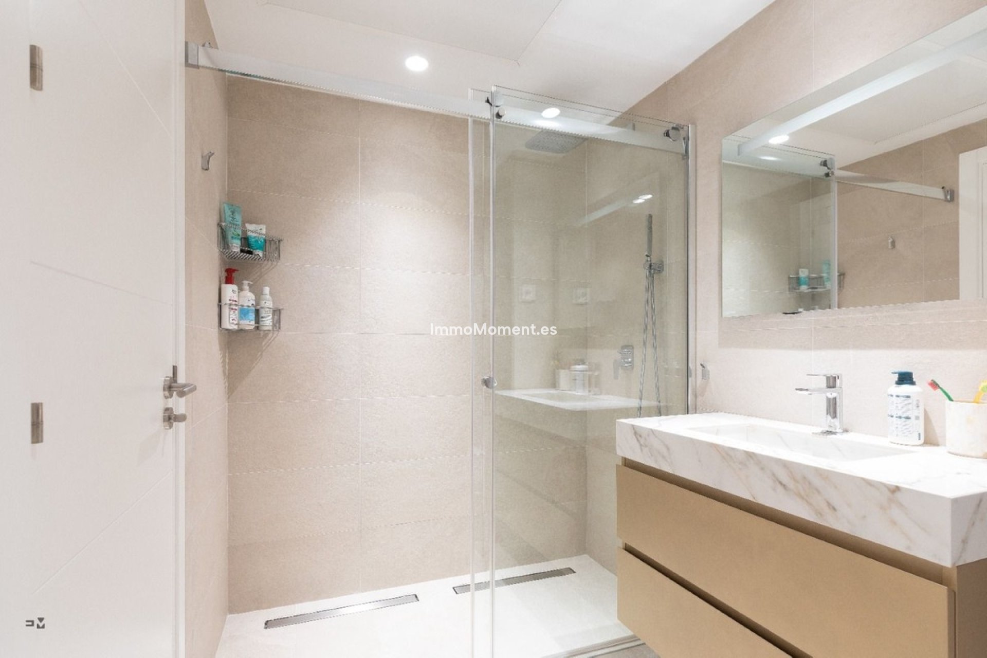 Wiederverkauf - Wohnung - Estepona  - Estepona Centro