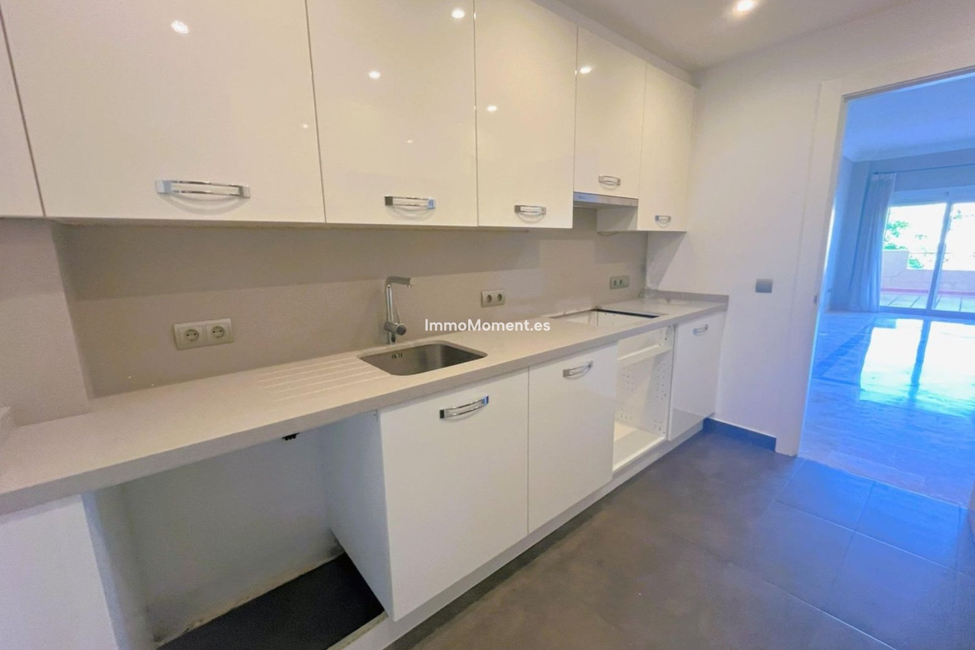 Wiederverkauf - Wohnung - Estepona  - Estepona Centro