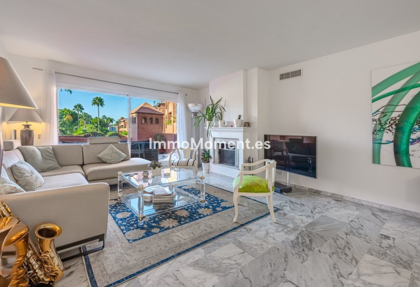 Wiederverkauf - Wohnung - Estepona  - Estepona Centro