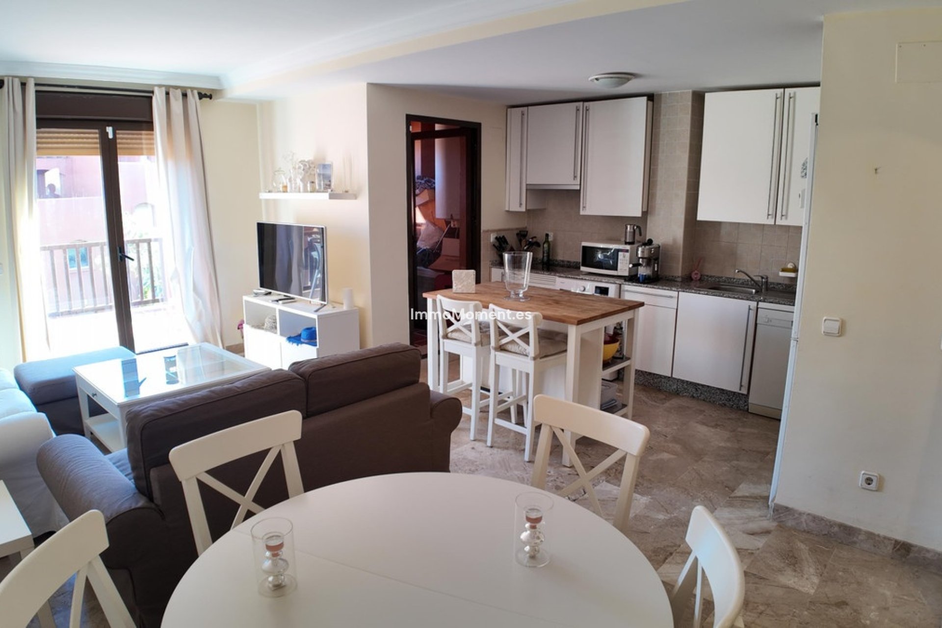 Wiederverkauf - Wohnung - Estepona  - Estepona Centro