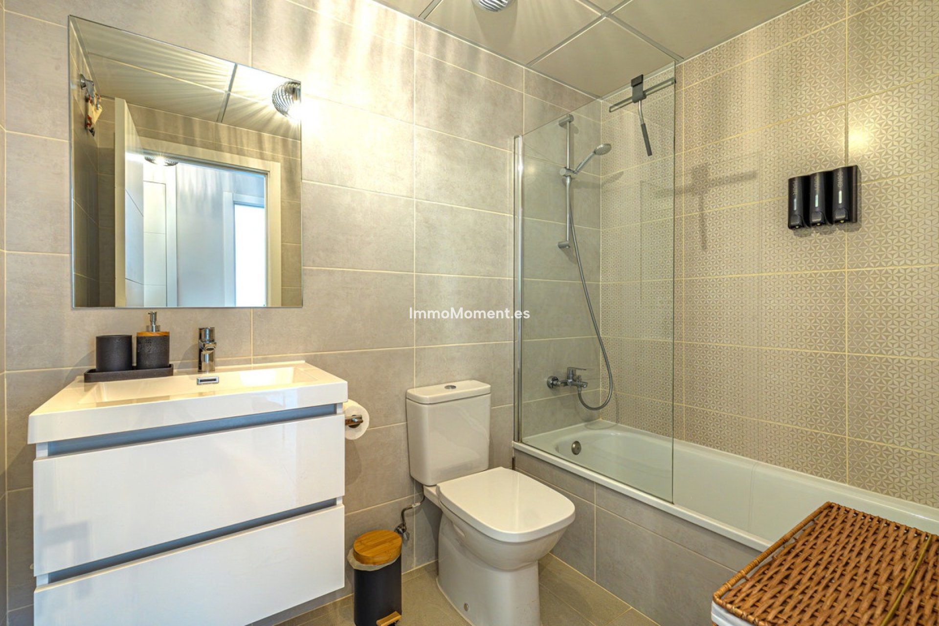 Wiederverkauf - Wohnung - Estepona  - Estepona Centro