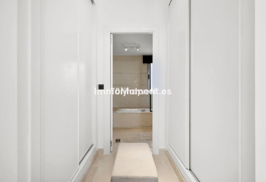 Wiederverkauf - Wohnung - Estepona  - Estepona Centro