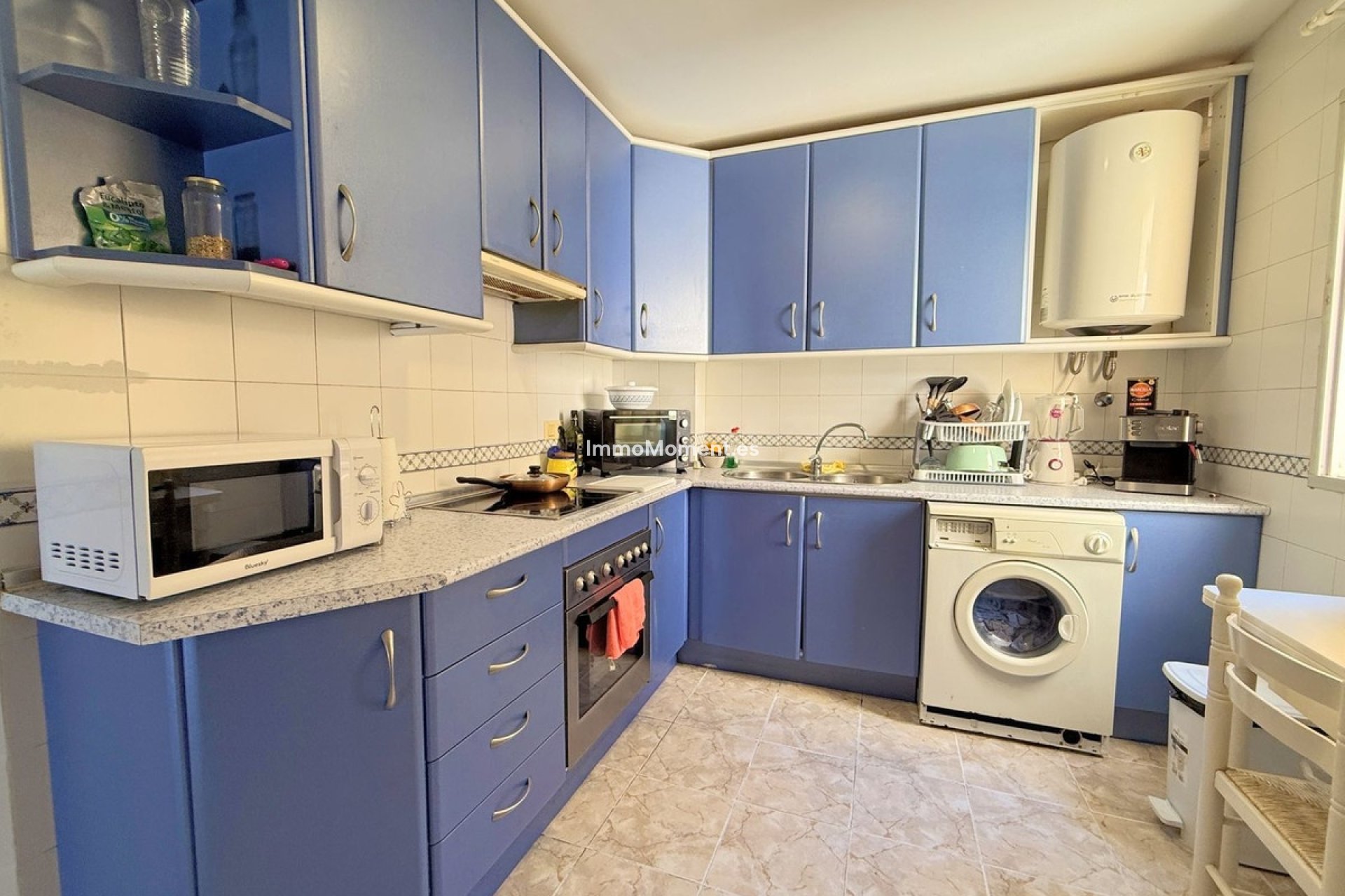 Wiederverkauf - Wohnung - Estepona  - Estepona Centro