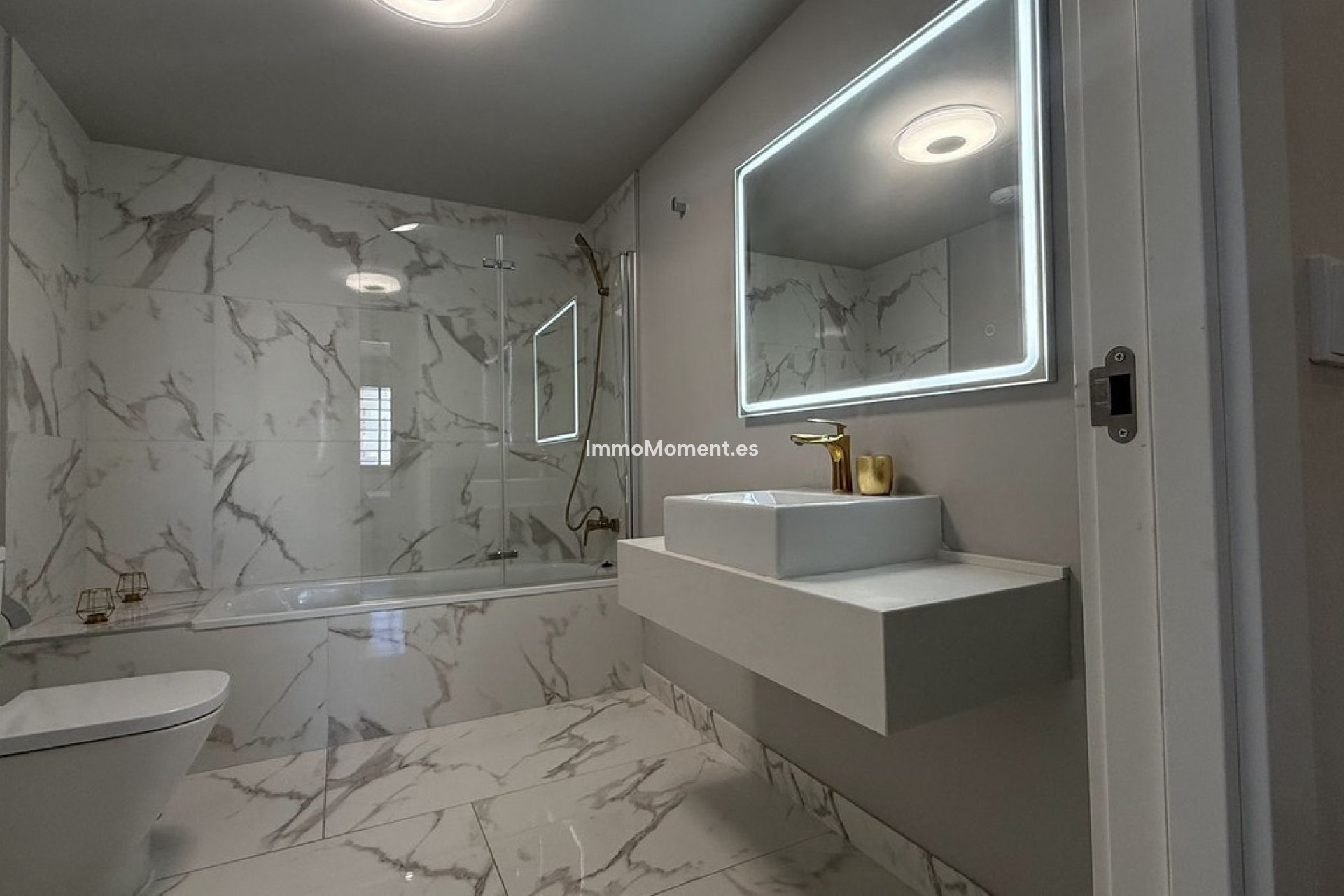 Wiederverkauf - Wohnung - Estepona  - Estepona Centro