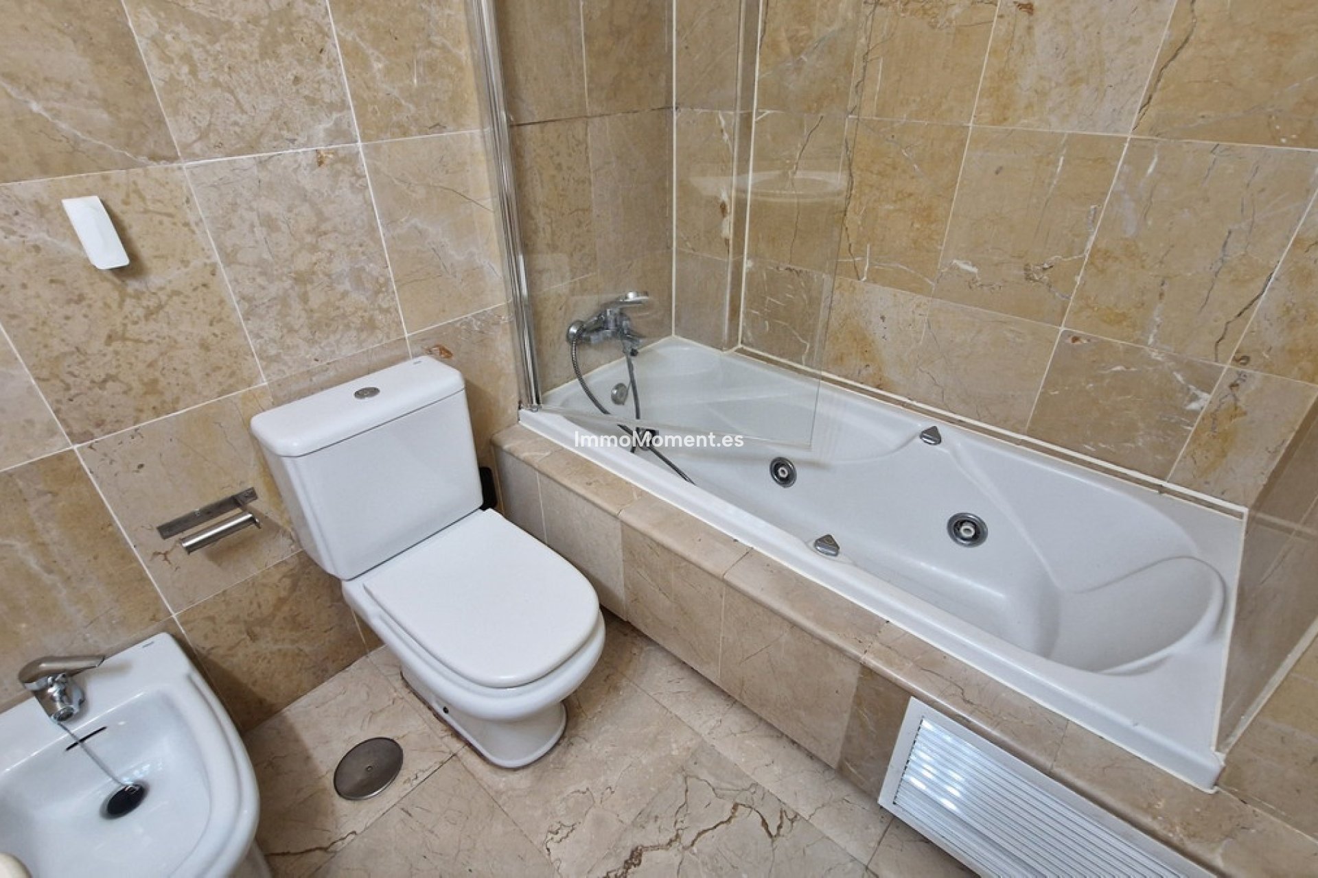 Wiederverkauf - Wohnung - Estepona  - Estepona Centro