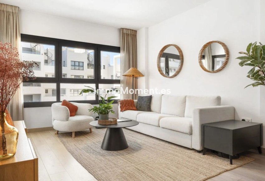 Wiederverkauf - Wohnung - Estepona  - Estepona Centro