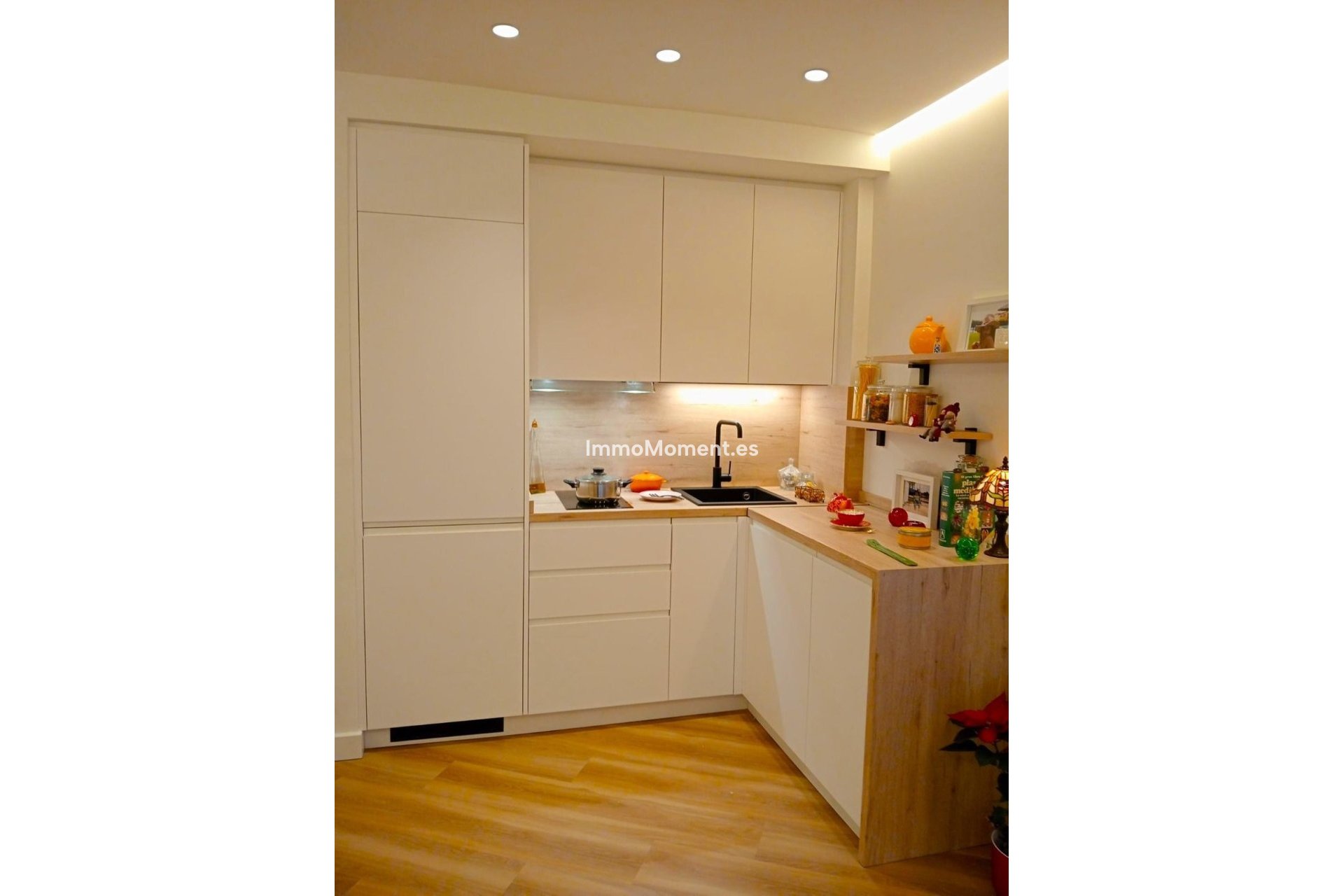 Wiederverkauf - Wohnung - Estepona  - Estepona Centro