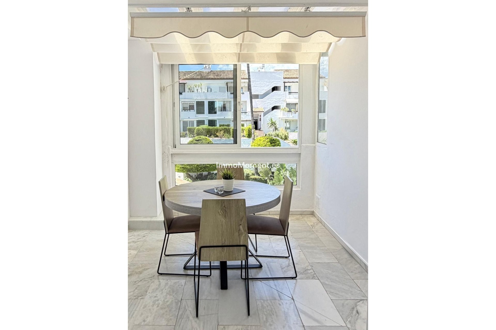 Wiederverkauf - Wohnung - Estepona  - Estepona Centro