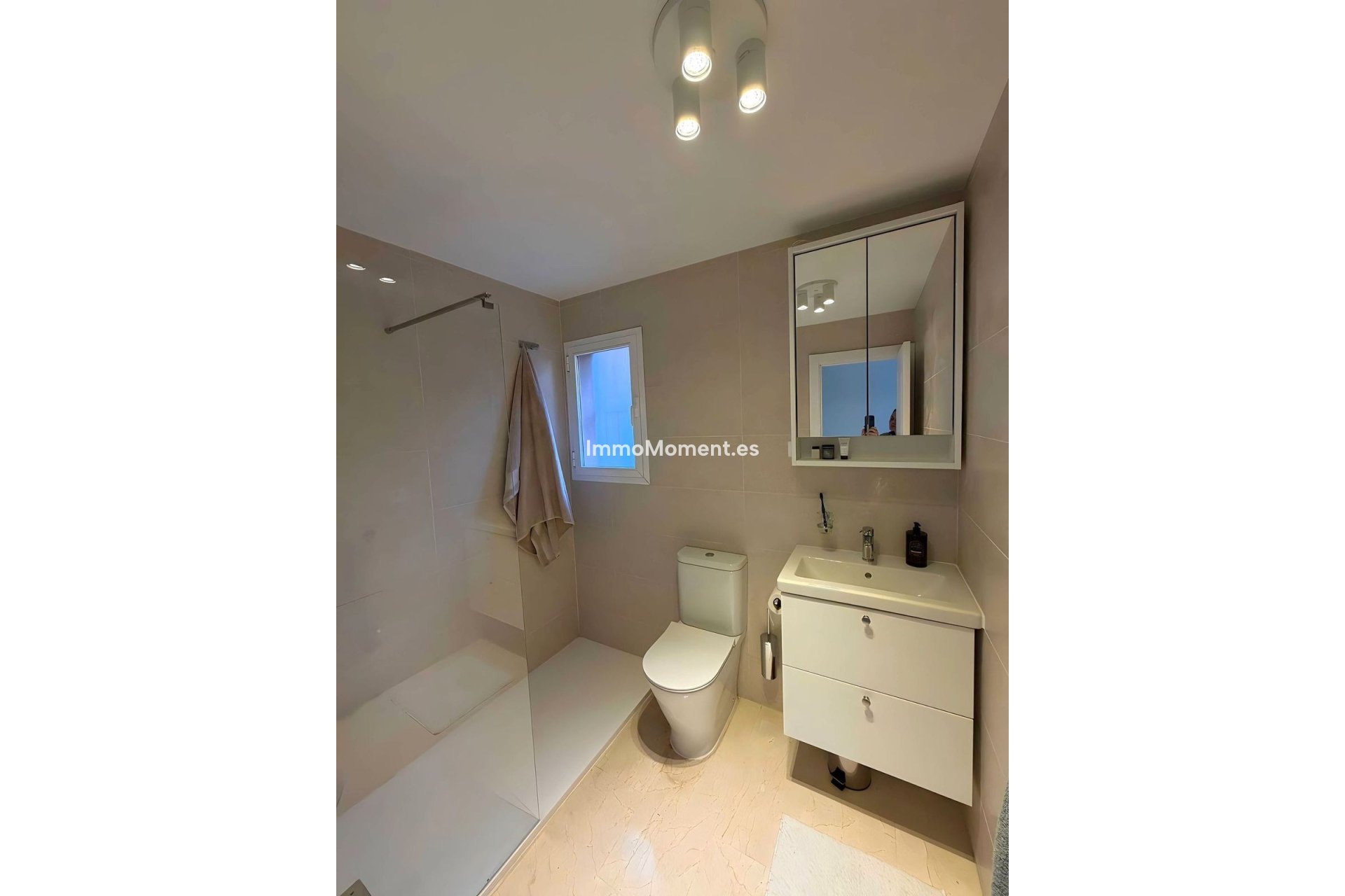 Wiederverkauf - Wohnung - Estepona  - Estepona Centro