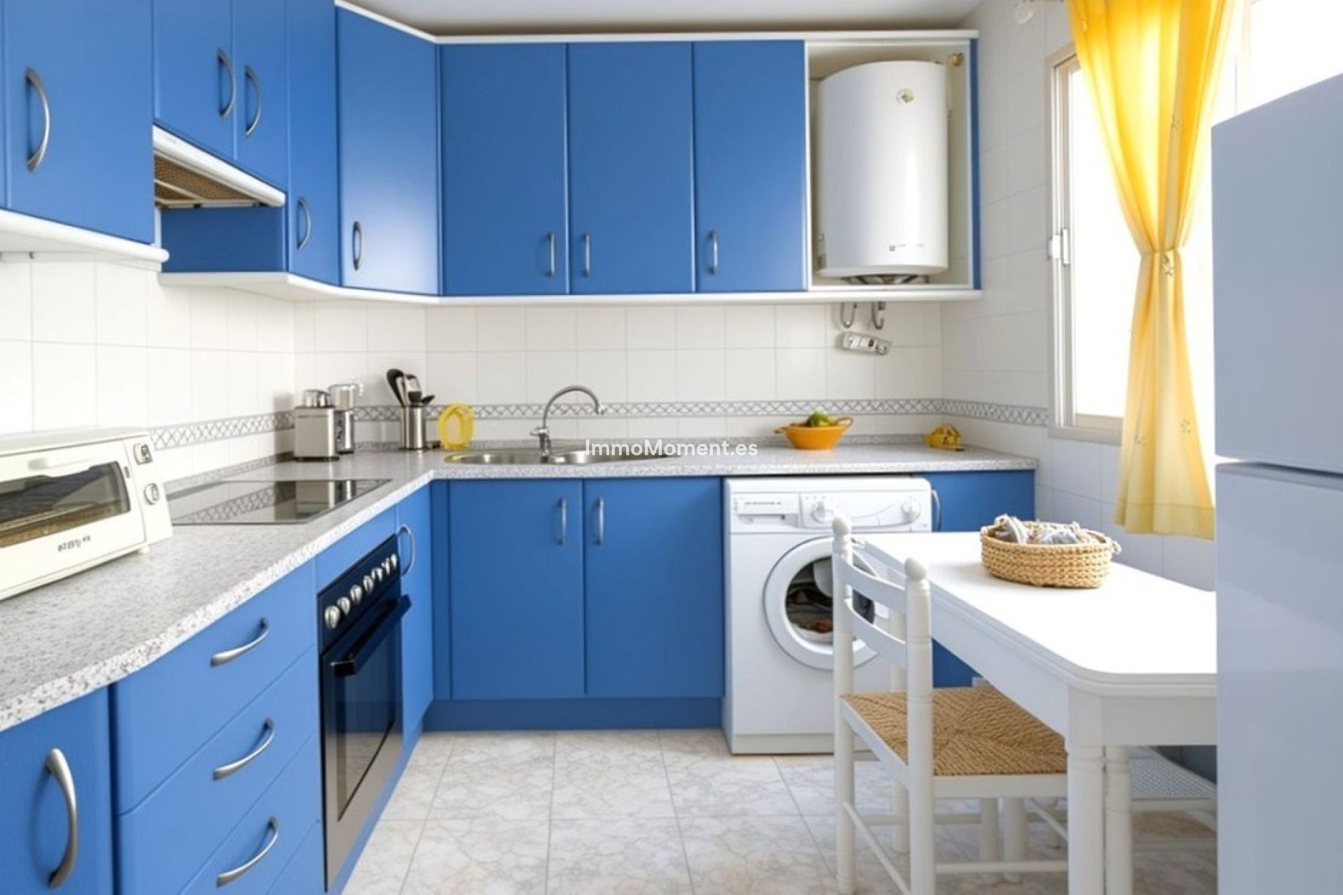 Wiederverkauf - Wohnung - Estepona  - Estepona Centro