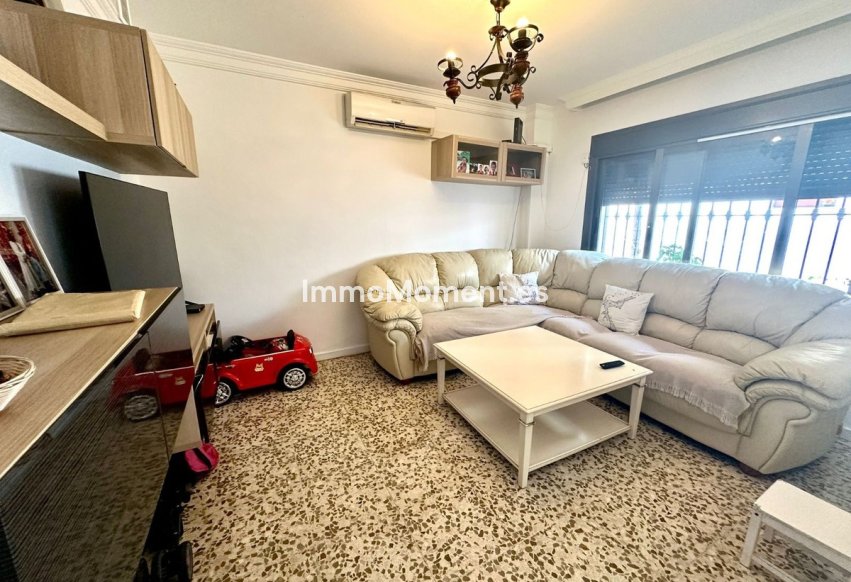 Wiederverkauf - Wohnung - Estepona  - Estepona Centro