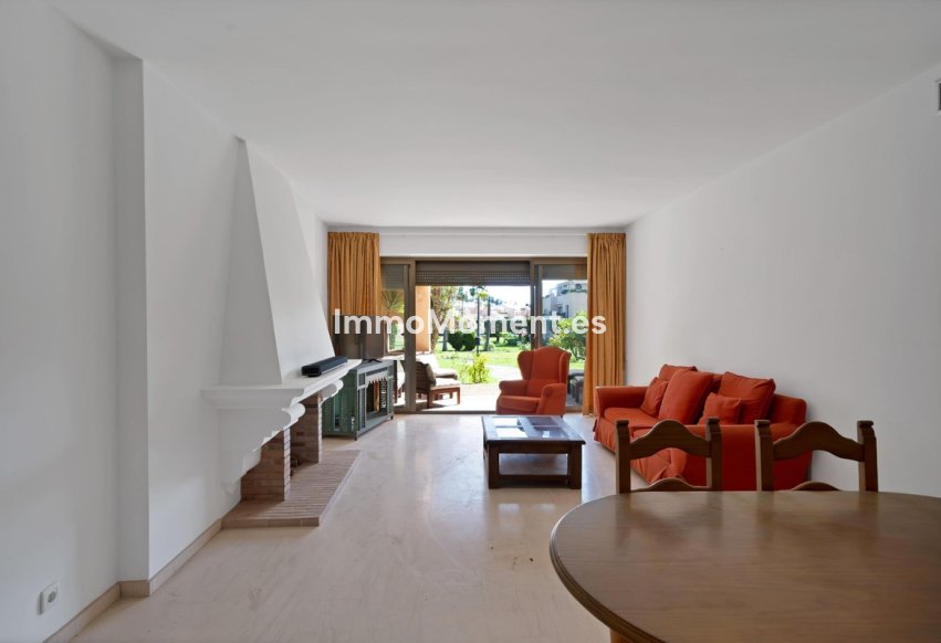 Wiederverkauf - Wohnung - Estepona  - Estepona Centro