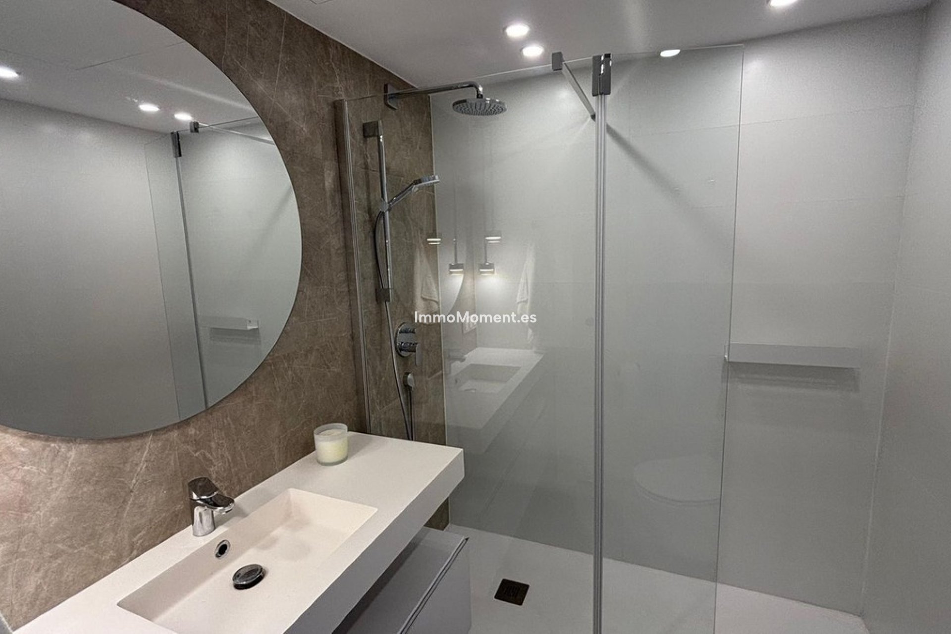 Wiederverkauf - Wohnung - Estepona  - Estepona Centro