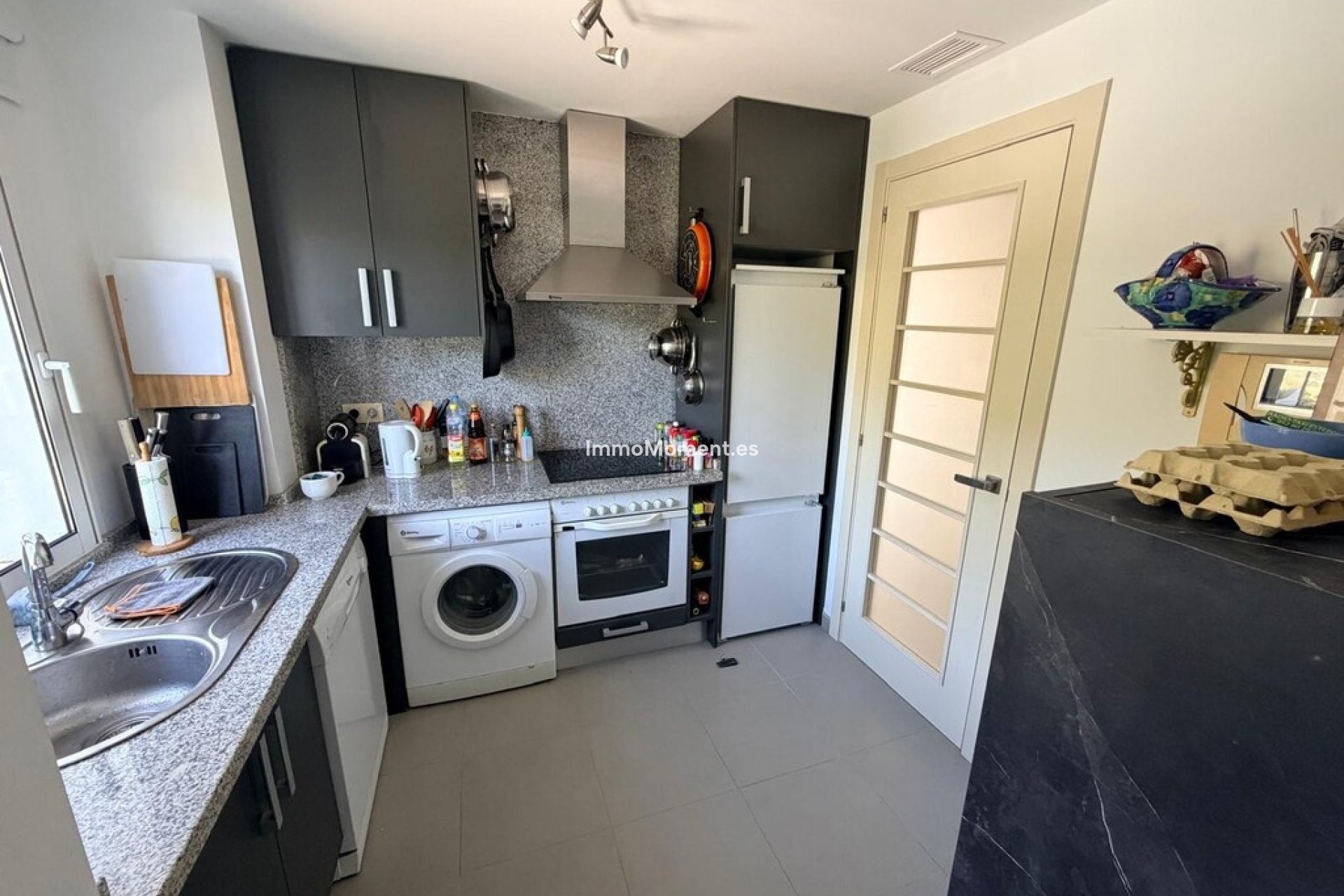 Wiederverkauf - Wohnung - Estepona  - Estepona Centro