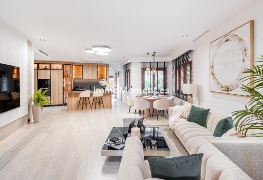Wiederverkauf - Wohnung - Estepona  - Estepona Centro