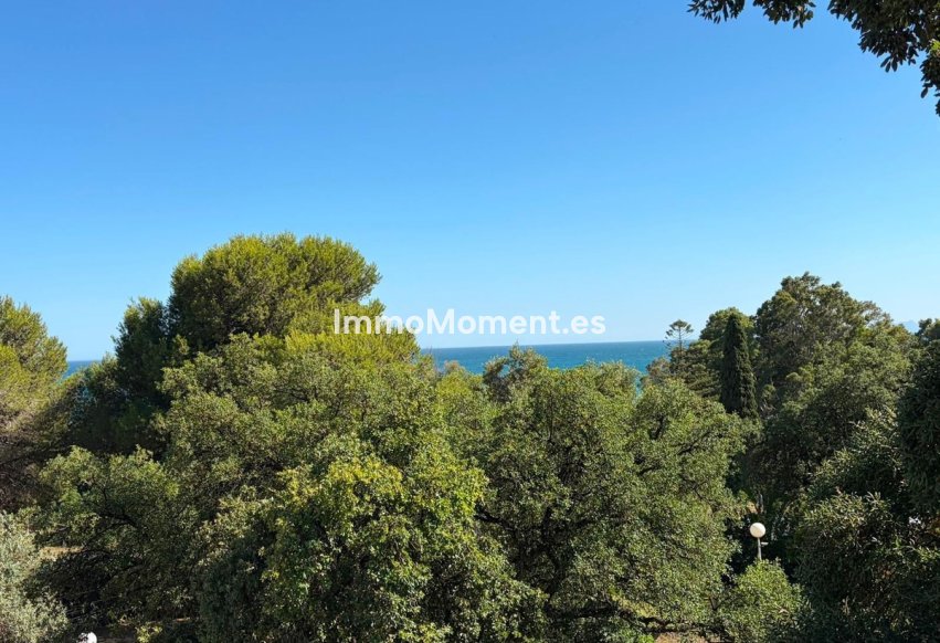 Wiederverkauf - Wohnung - Estepona  - Estepona Centro