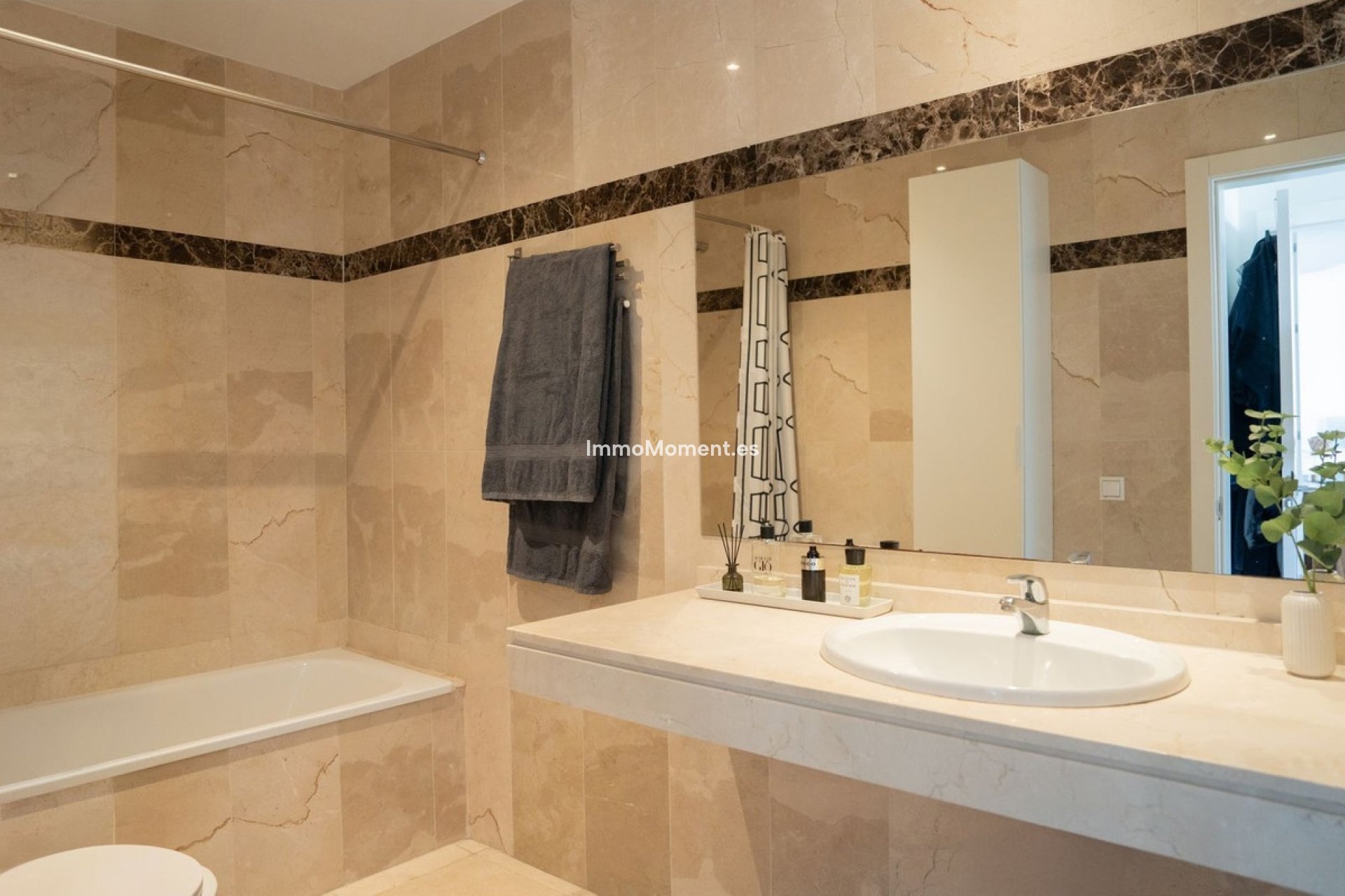 Wiederverkauf - Wohnung - Estepona  - Estepona Centro
