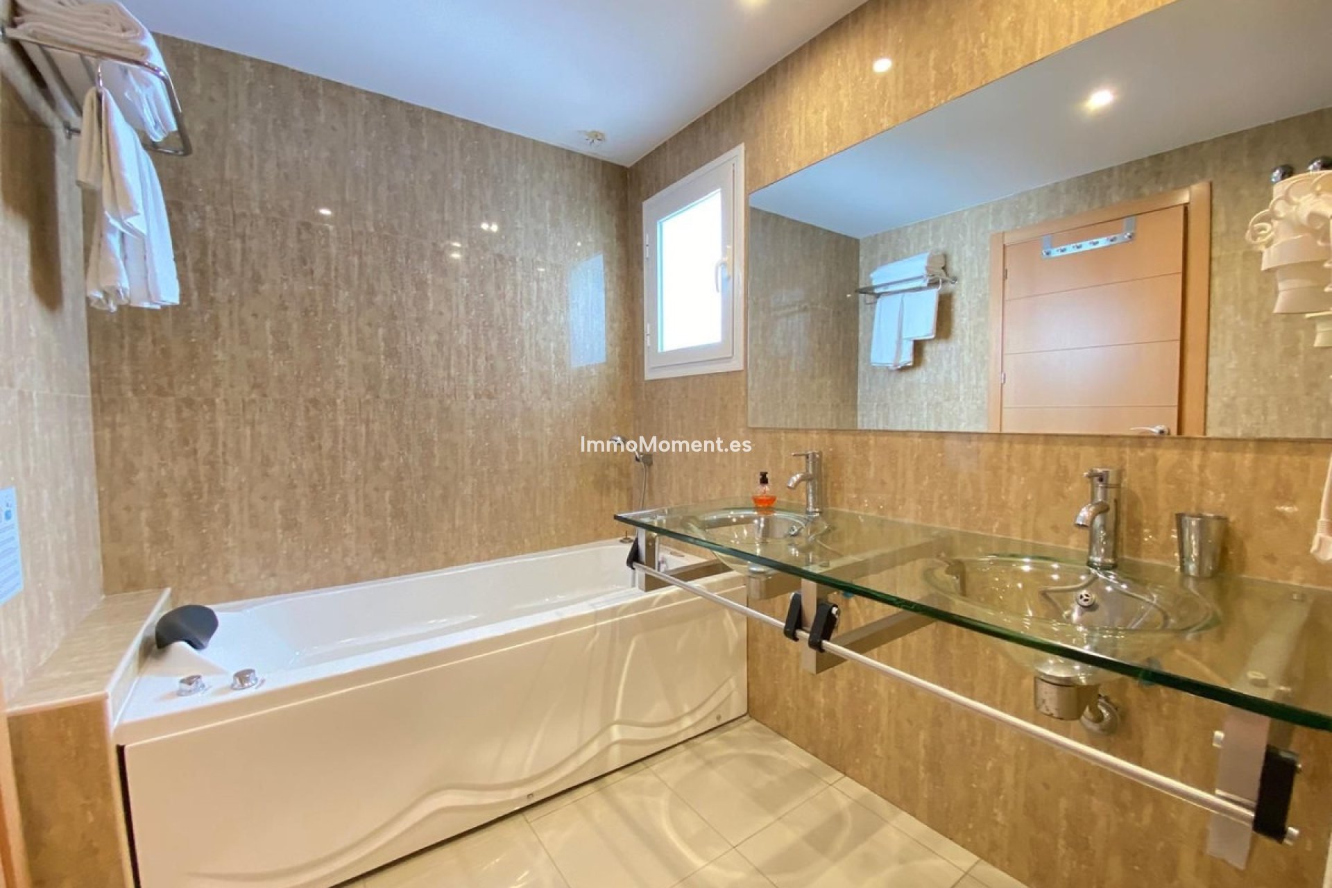 Wiederverkauf - Wohnung - Estepona  - Estepona Centro