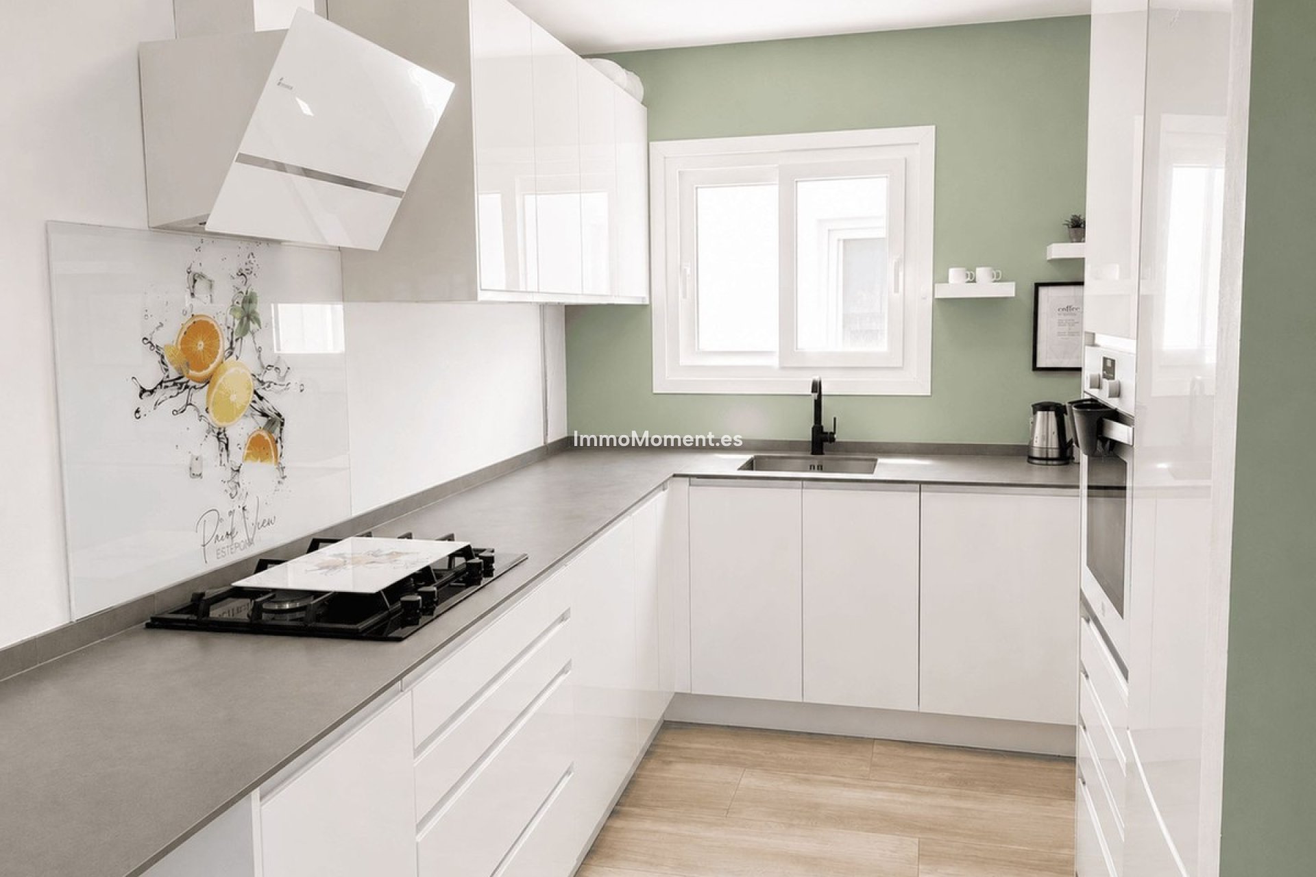 Wiederverkauf - Wohnung - Estepona  - Estepona Centro