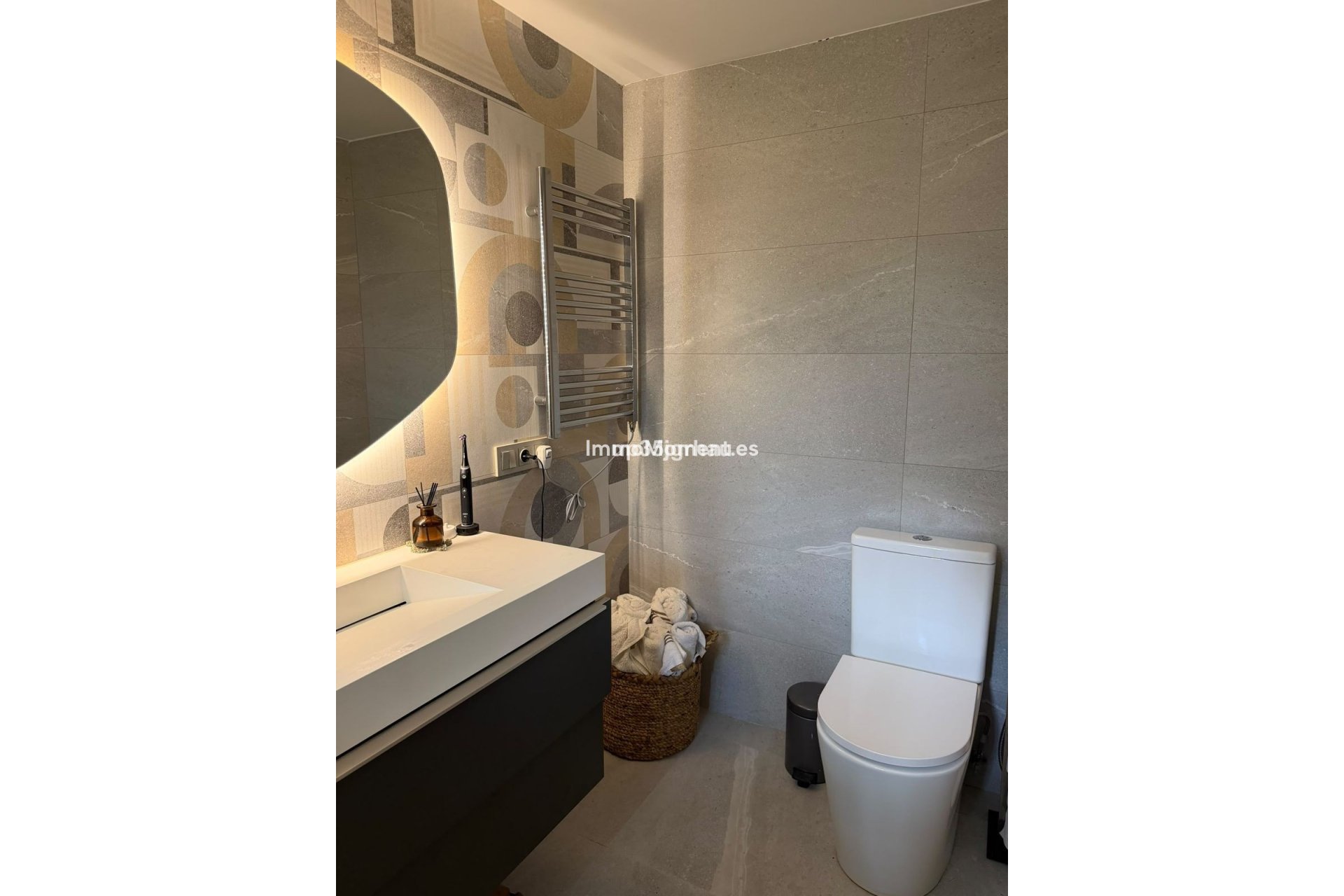 Wiederverkauf - Wohnung - Estepona  - Estepona Centro