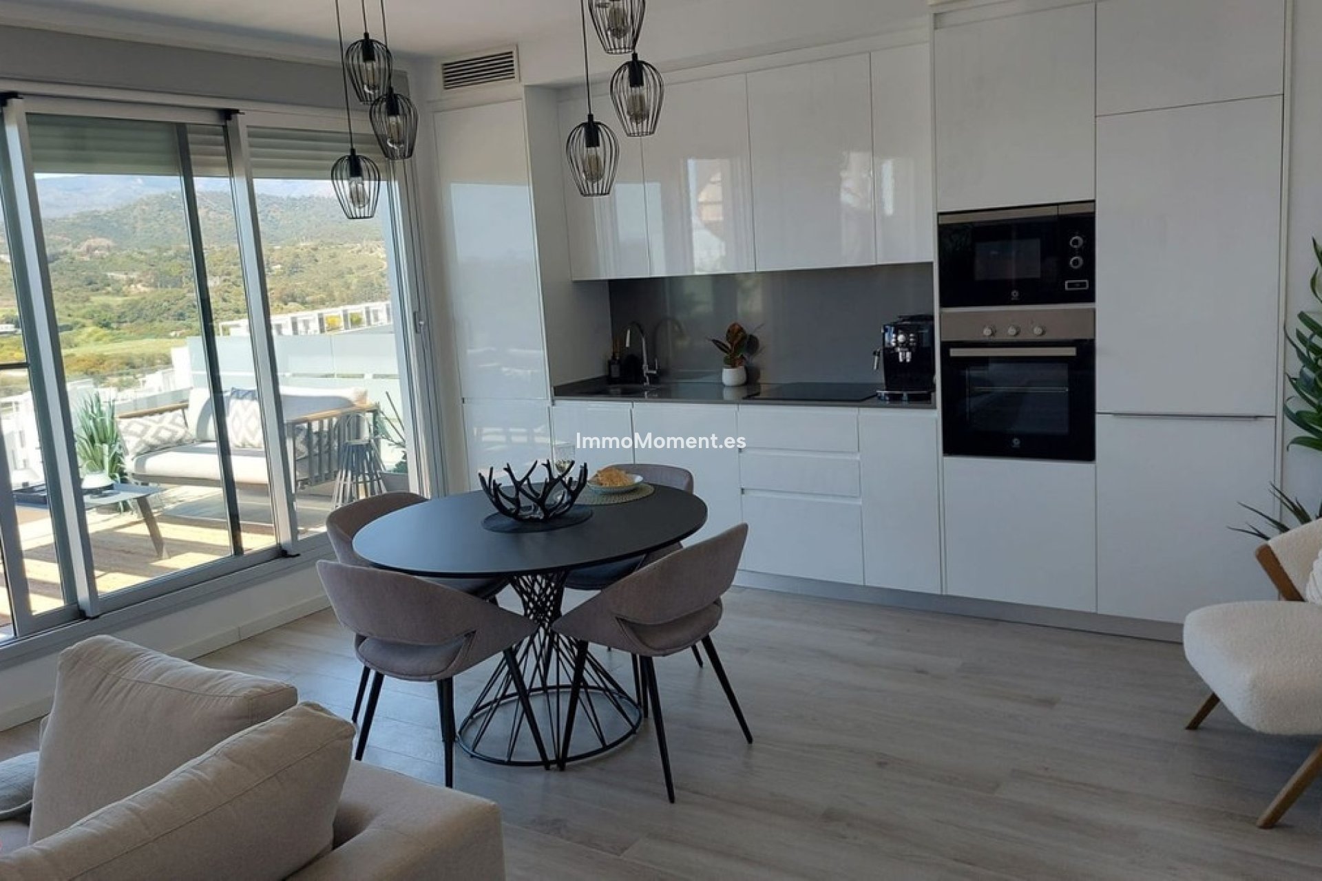 Wiederverkauf - Wohnung - Estepona  - New Golden Mile